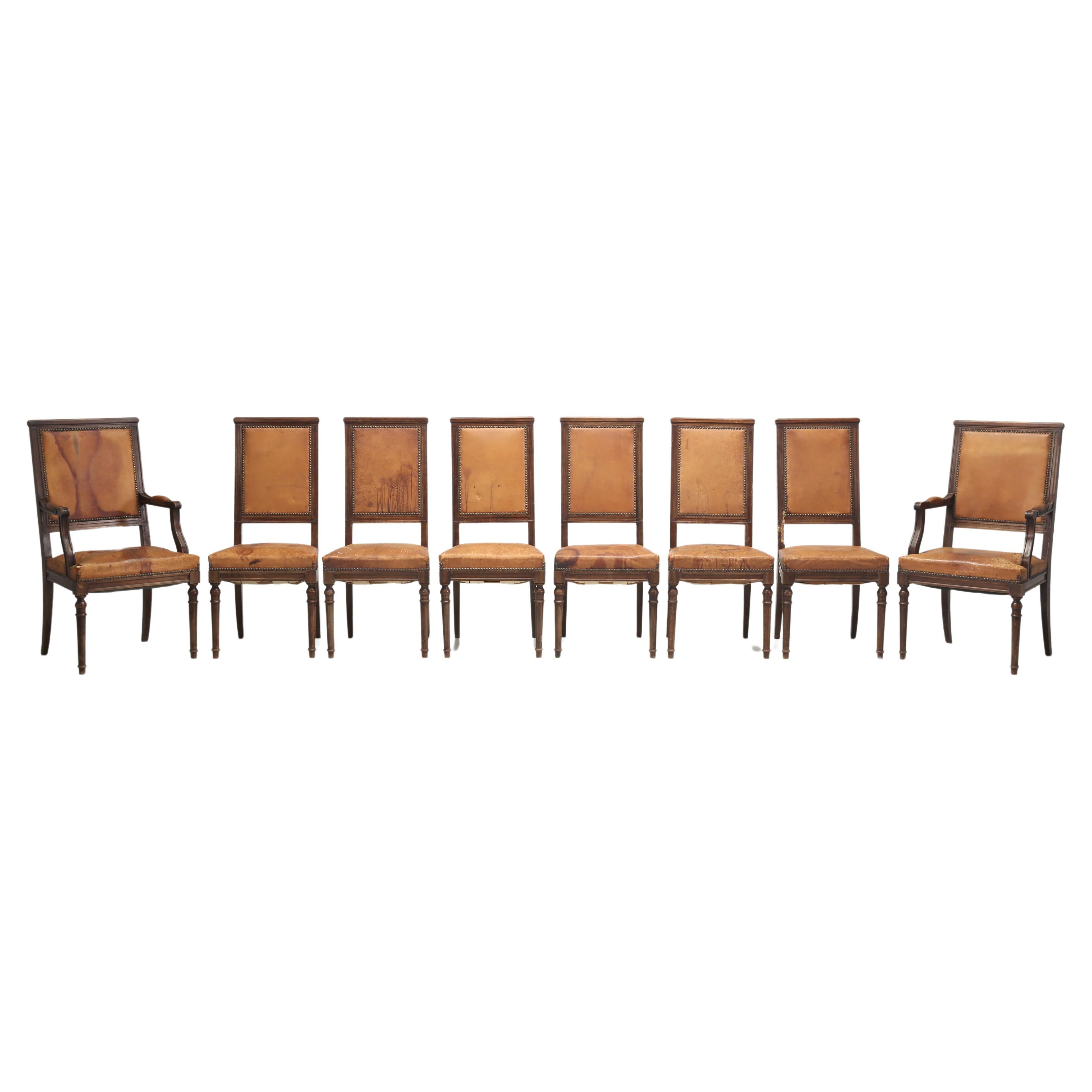 Ensemble ancien (8) chaises de salle à manger françaises de style Louis XVI en cuir ancien non restauré  en vente
