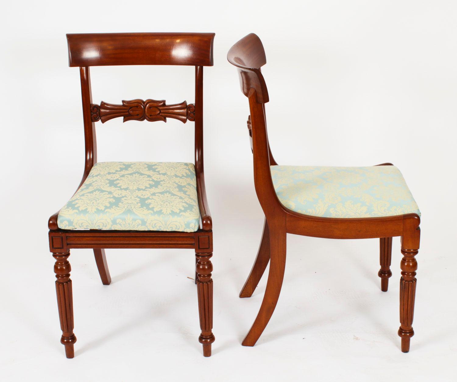 A fabulous set of eight Regency Period George IV mahogany dining chairs, Circa 1830 in date.
The set comprising six side chairs and two armchairs. The curved rectangular top rails over a beautifully carved acanthus mid rail. The drop in seats have