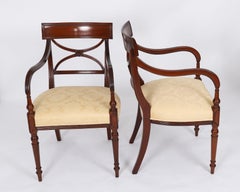 Ensemble de 8 chaises de salle à manger anciennes de l'époque Régence, CIRCA 1820, XIXe siècle