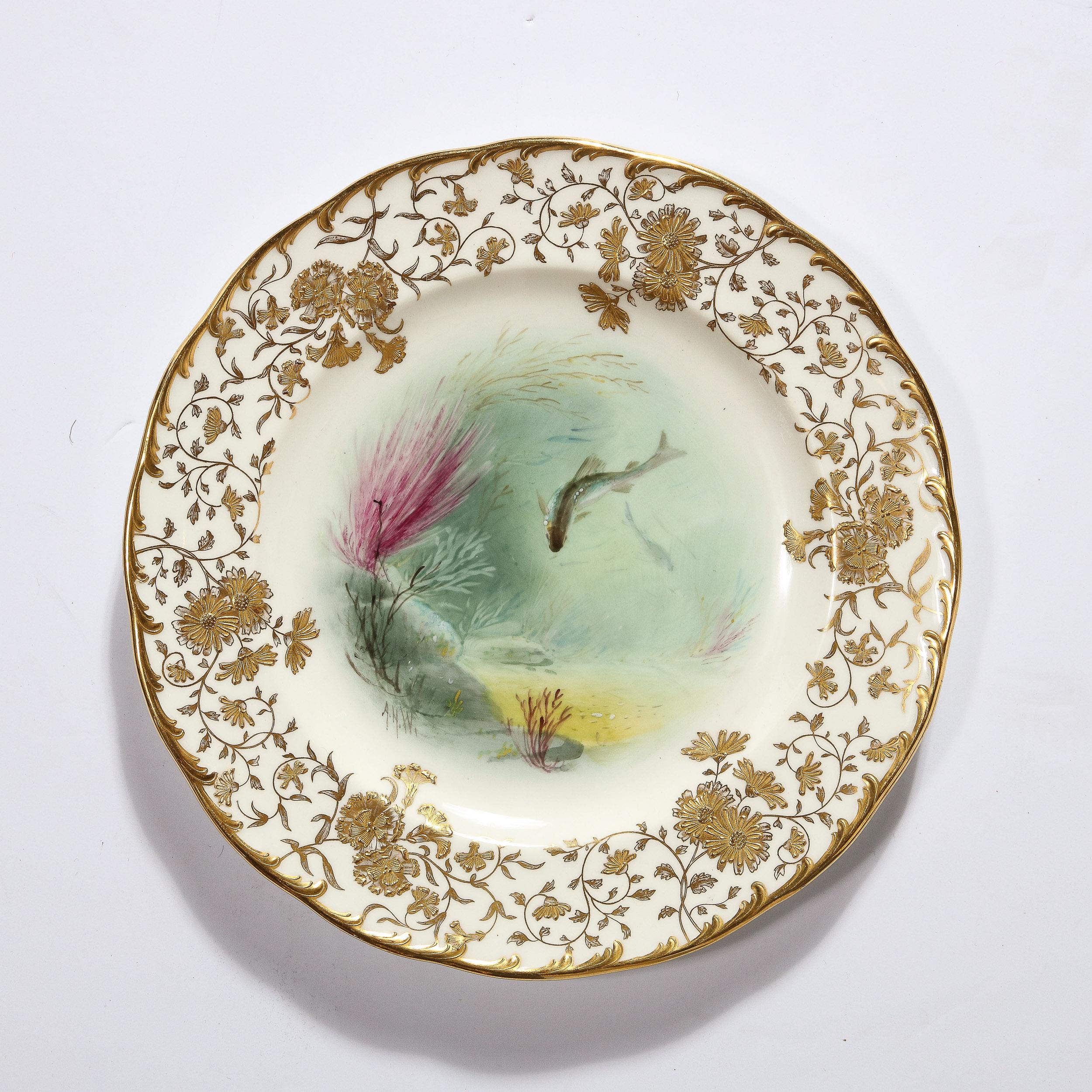 Antikes Set von acht handbemalten Minton-Tellern mit Fischdarstellungen, signiert A. Holland  im Angebot 5