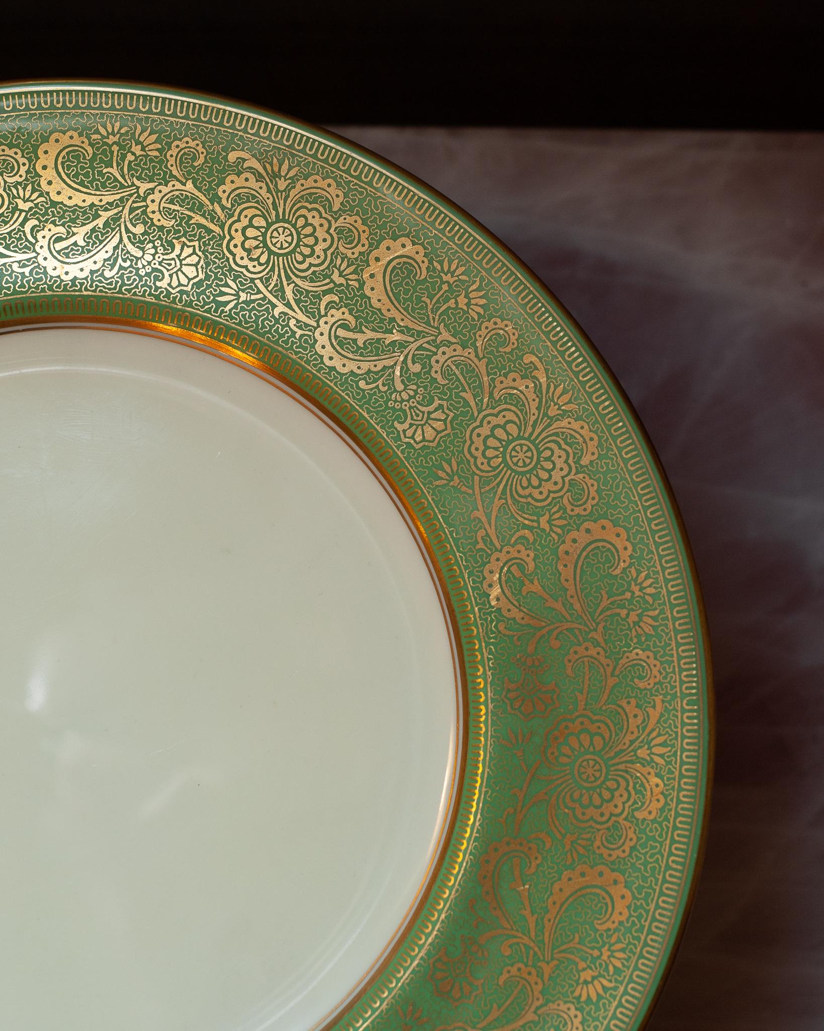 Gilt Antique Set of 10 Cauldon Green and Gold Dinner Plates for Reizenstein and Sons For Sale