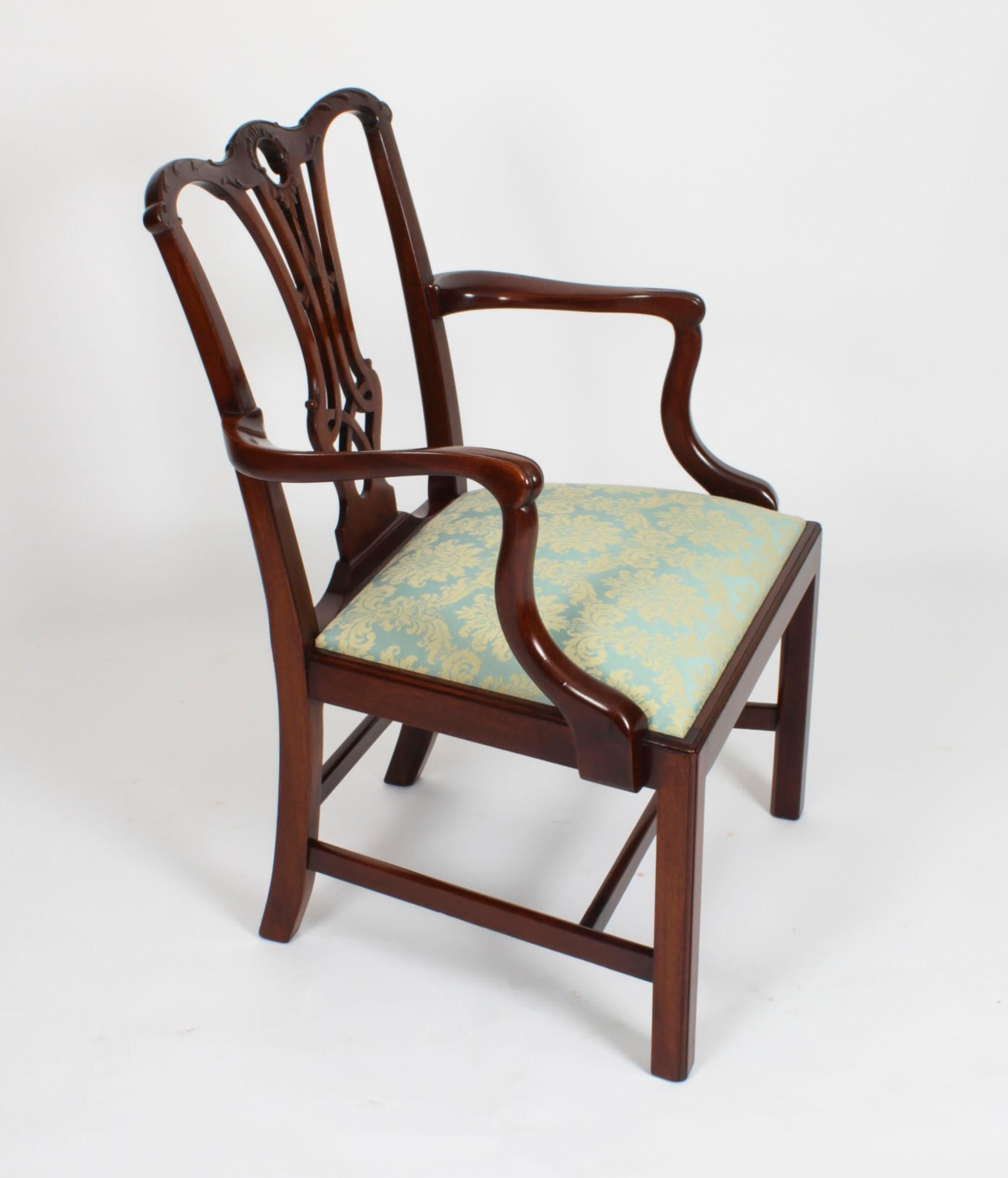Antique Set of 10 Chippendale Revival Dining Chairs 19th Century 7