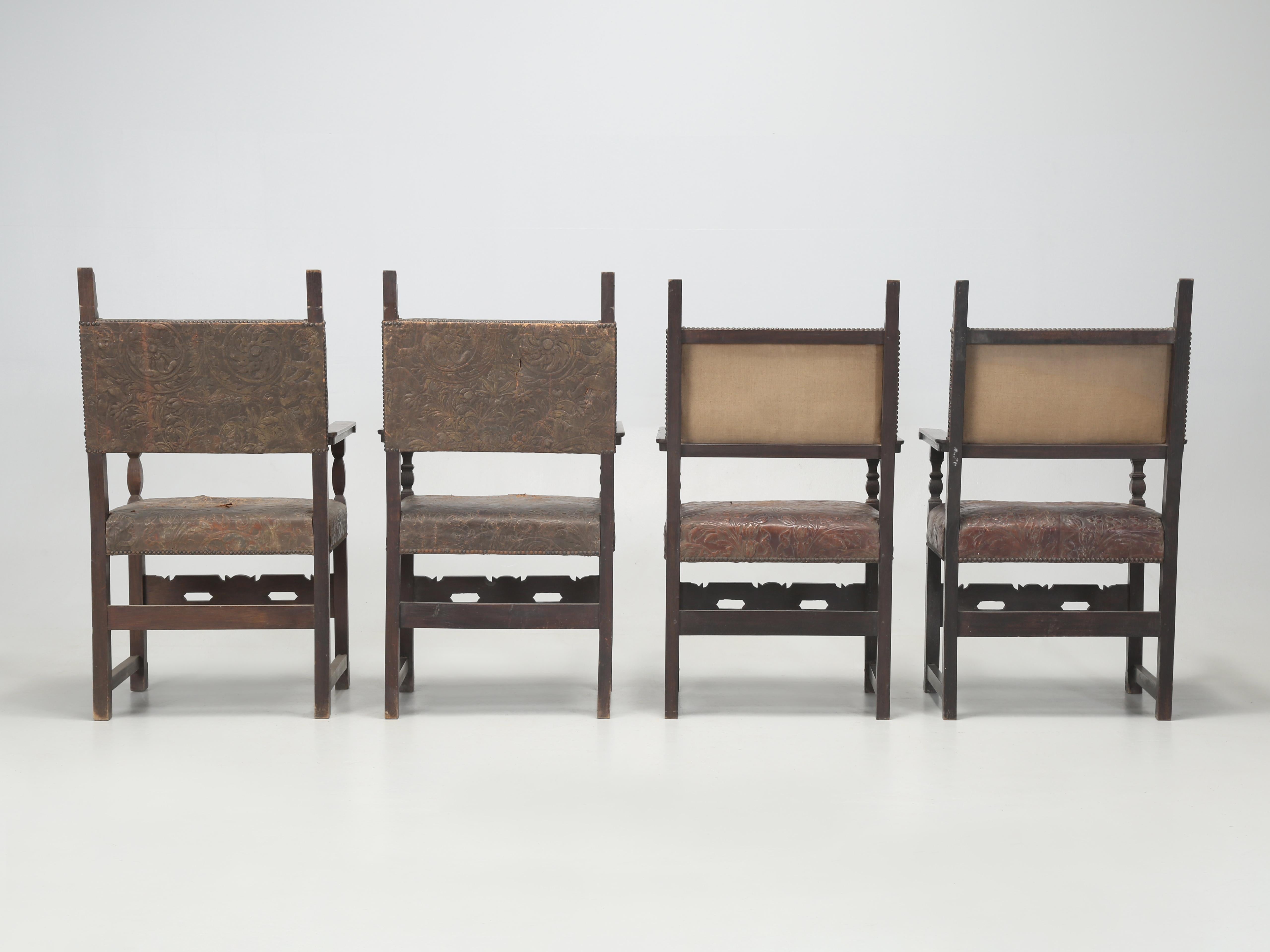 Antiker Satz (10) spanischer Esszimmerstühle aus bearbeitetem Leder, restauriert im Angebot 12