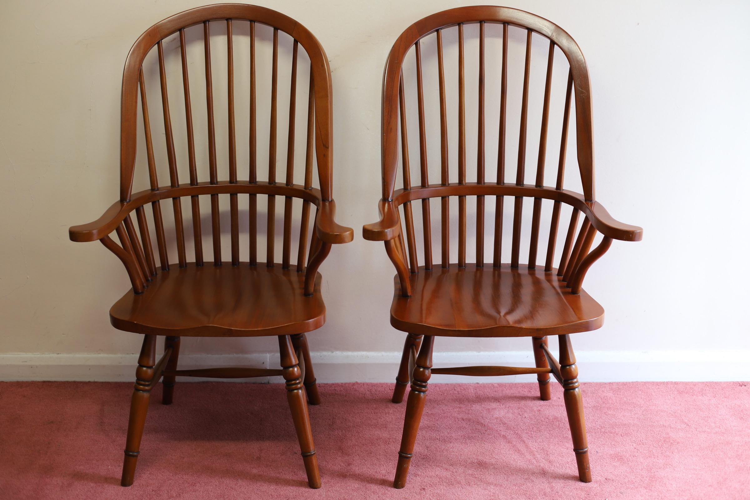 Antique Set of 2 Windsor Farmhouse Armchairs  For Sale 2