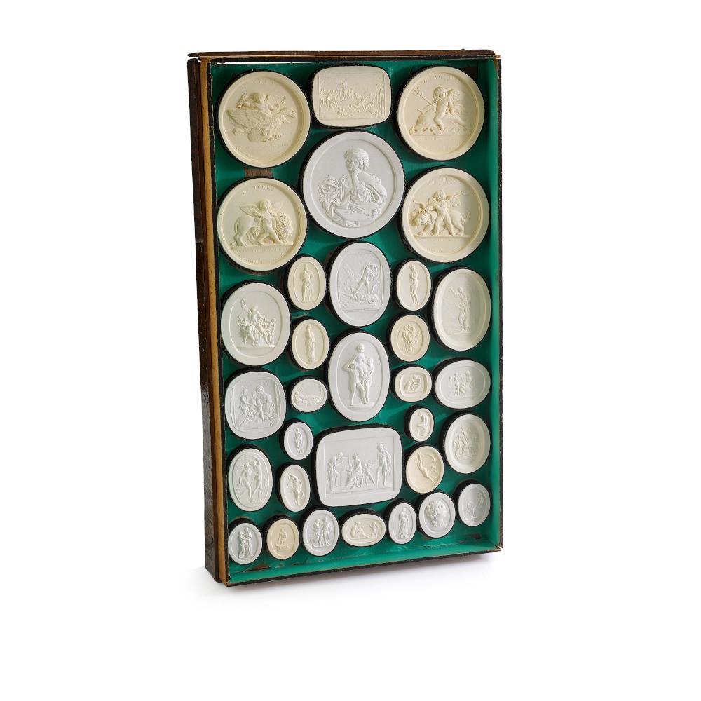 Antique Grand Tour Plaster Intaglio Cast Medallions, 19th Century, Set of 200 In Good Condition In Los Angeles, CA