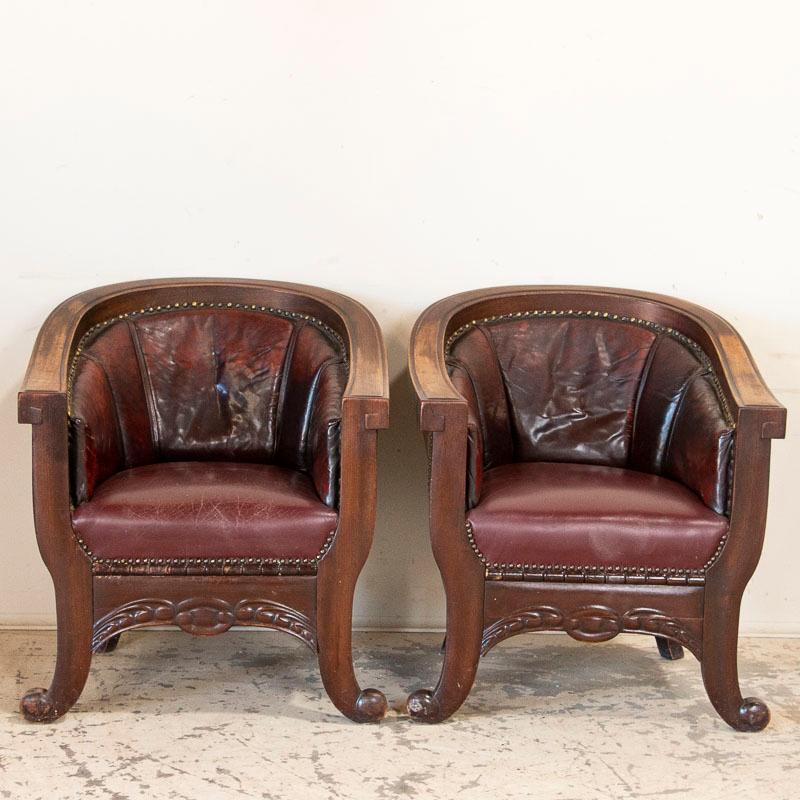 20th Century Antique Set of 3, Vintage Leather Sofa and Pair of Armchairs