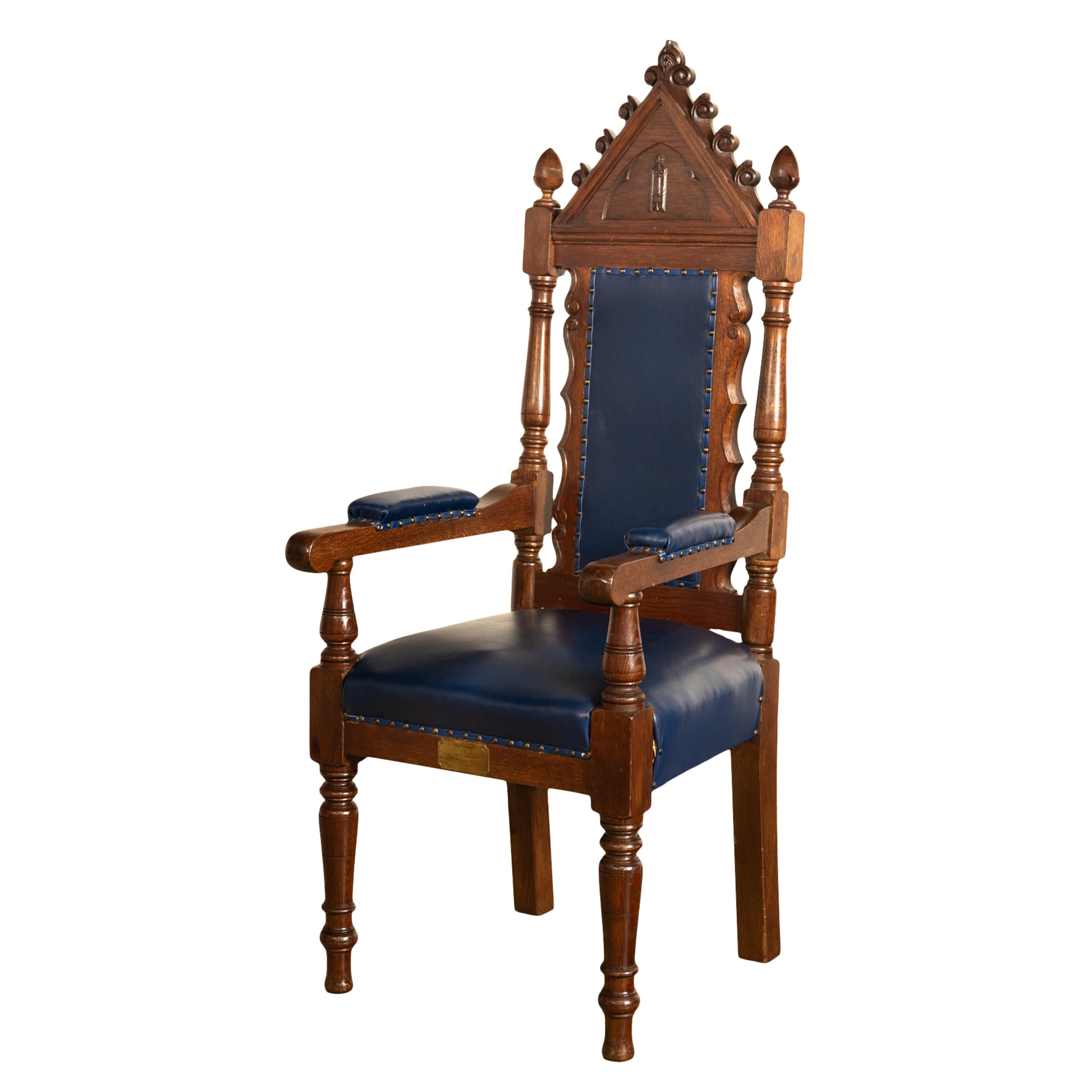 Antique Set of 5 Gothic Revival Irish Masonic Oak & Leather Throne Chairs 1900 For Sale 4