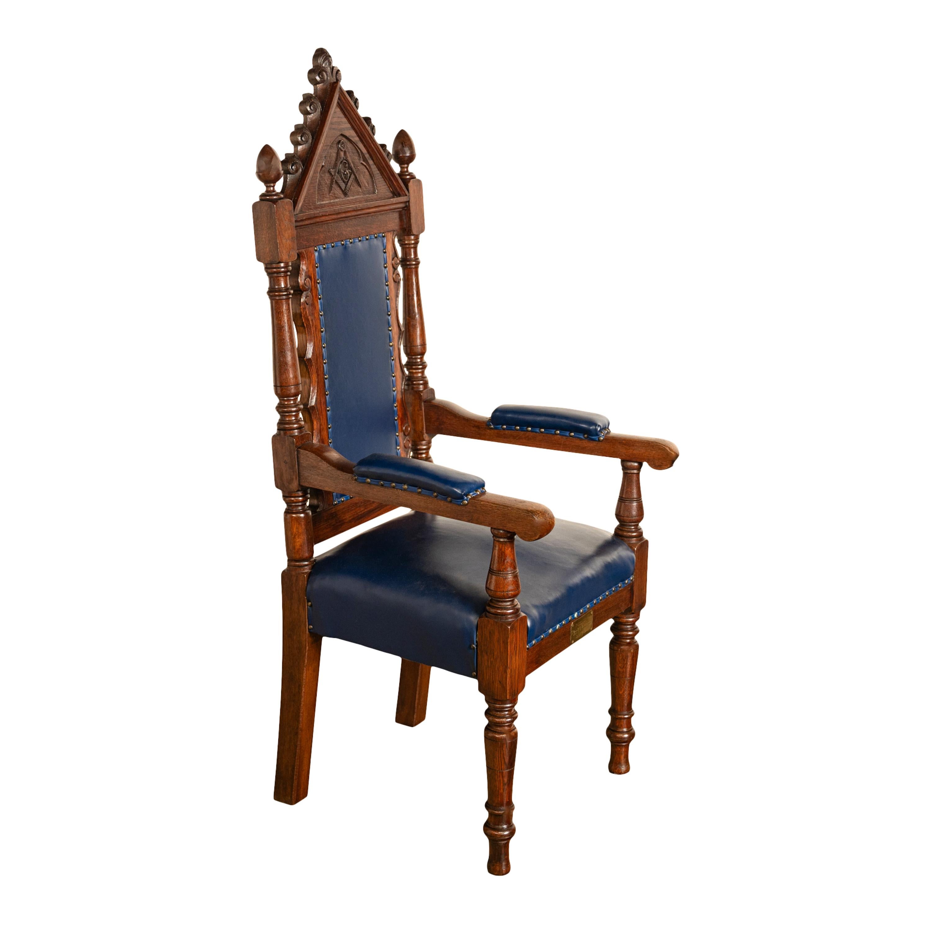 Antique Set of 5 Gothic Revival Irish Masonic Oak & Leather Throne Chairs 1900 For Sale 6