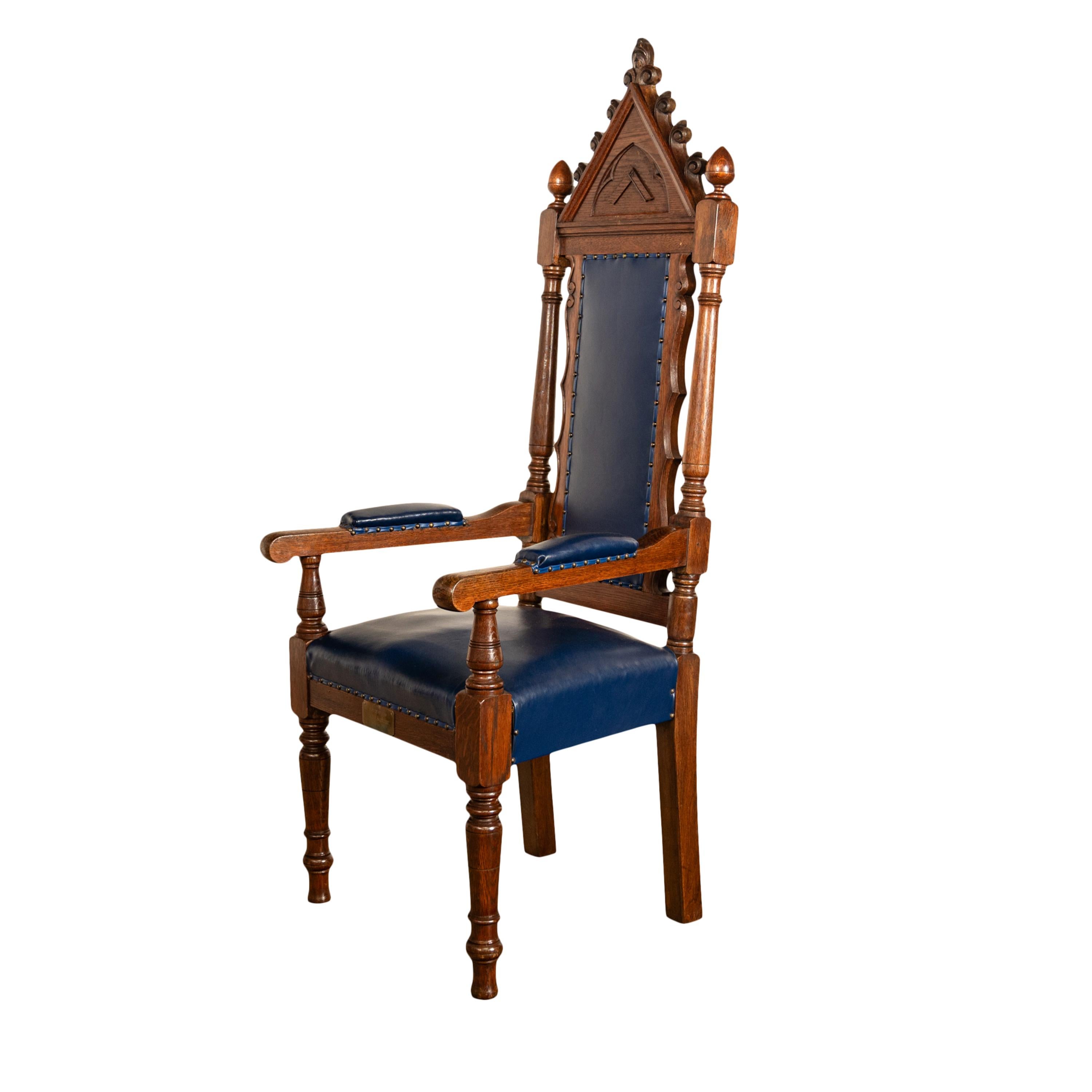 Carved Antique Set of 5 Gothic Revival Irish Masonic Oak & Leather Throne Chairs 1900 For Sale