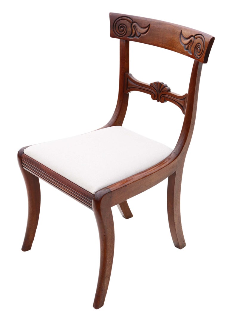 Antique Set of 6 '4 +2' Regency Cuban Mahogany Dining Chairs 19th Century For Sale 7