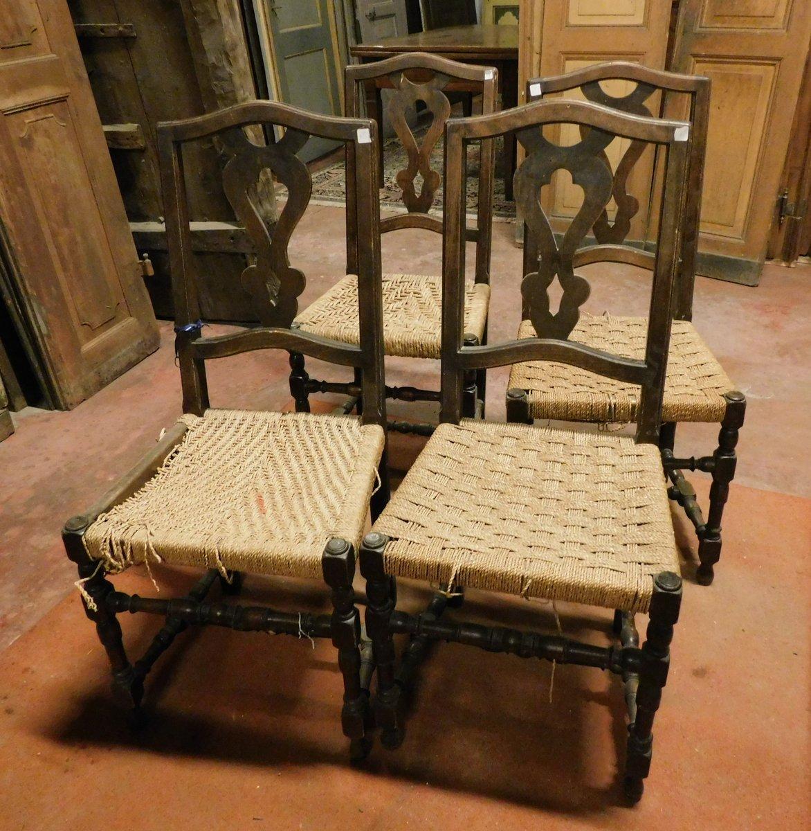 Antique set of 6 brown walnut chairs, with seat in yellow woven straw, to be restored in the seats but very ancient and elegant, impossible to find in the whole set, coming from the 18th century house in Italy.
1 chair is to restored and minimally
