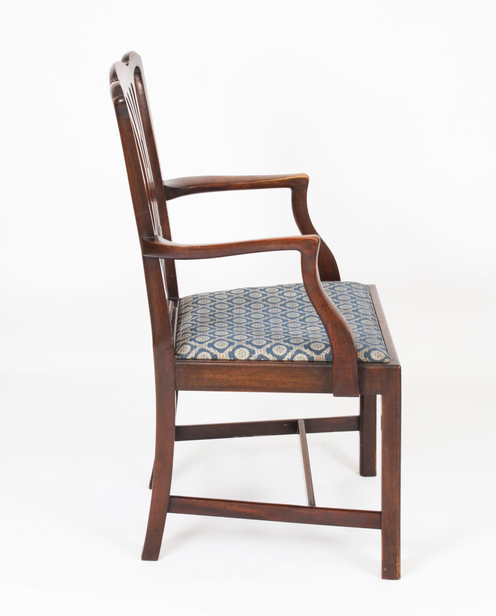 Antiker Satz von 6 Chippendale-Revival-Esszimmerstühlen, 19. Jahrhundert im Angebot 10