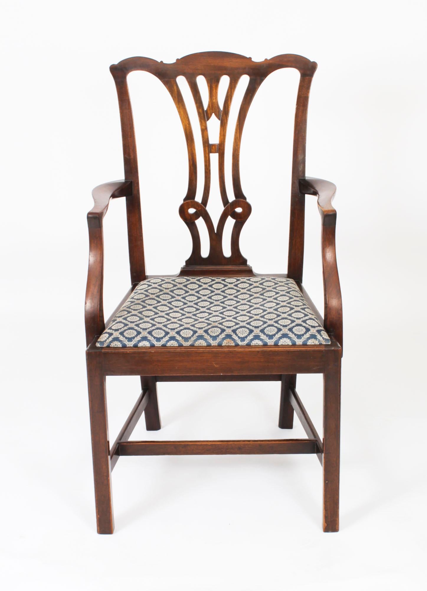 Ensemble ancien de 6 chaises de salle à manger néo- Chippendale 19ème siècle en vente 4