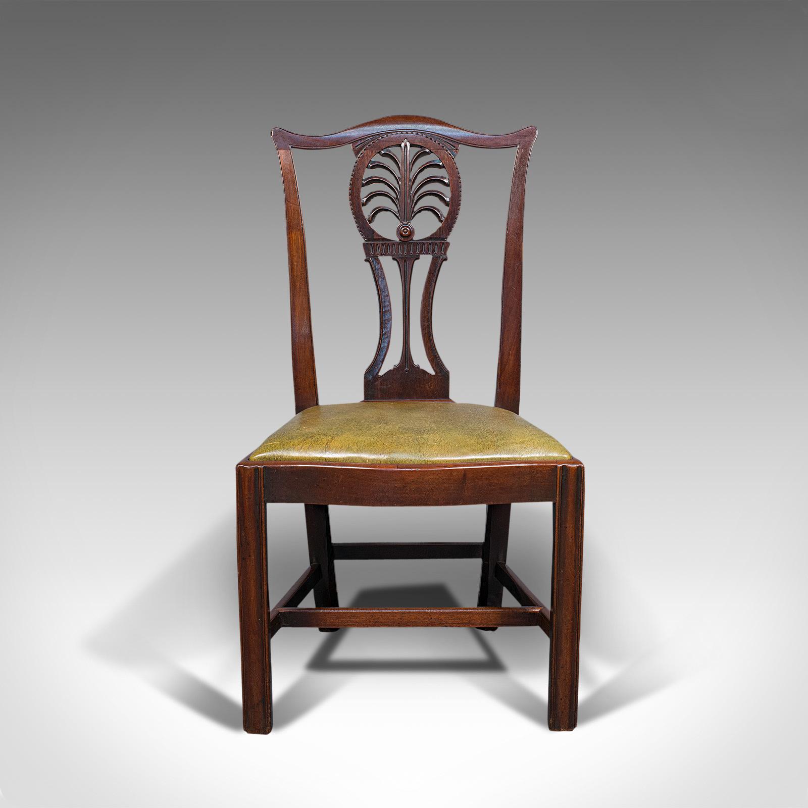 Cuir Ensemble de 6 chaises de salle à manger anciennes, anglaises, acajou, cuir, sièges, victoriennes en vente