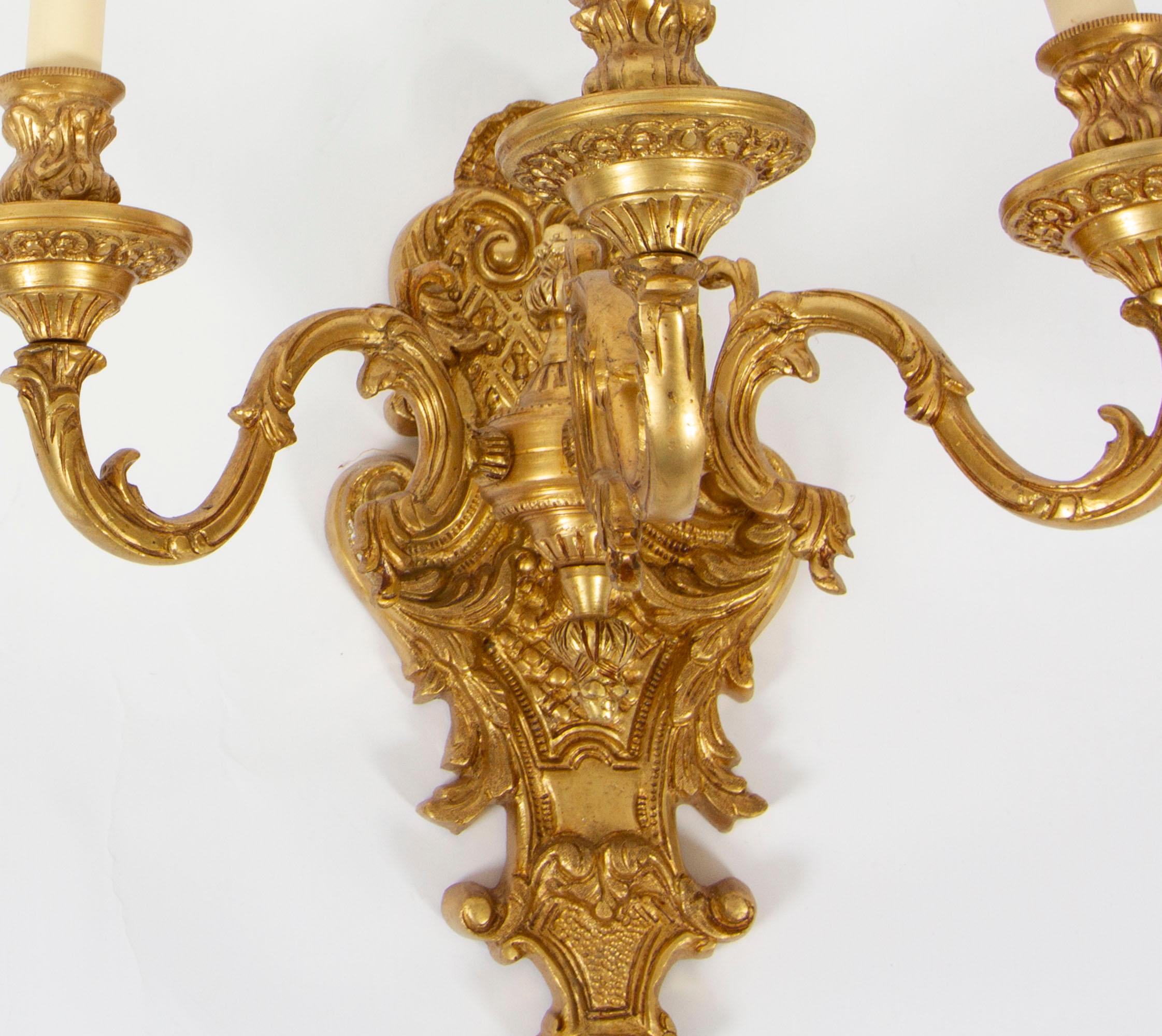 Ensemble antique de 6 lampes murales à deux branches de style Antique Revival français 20e siècle en vente 3