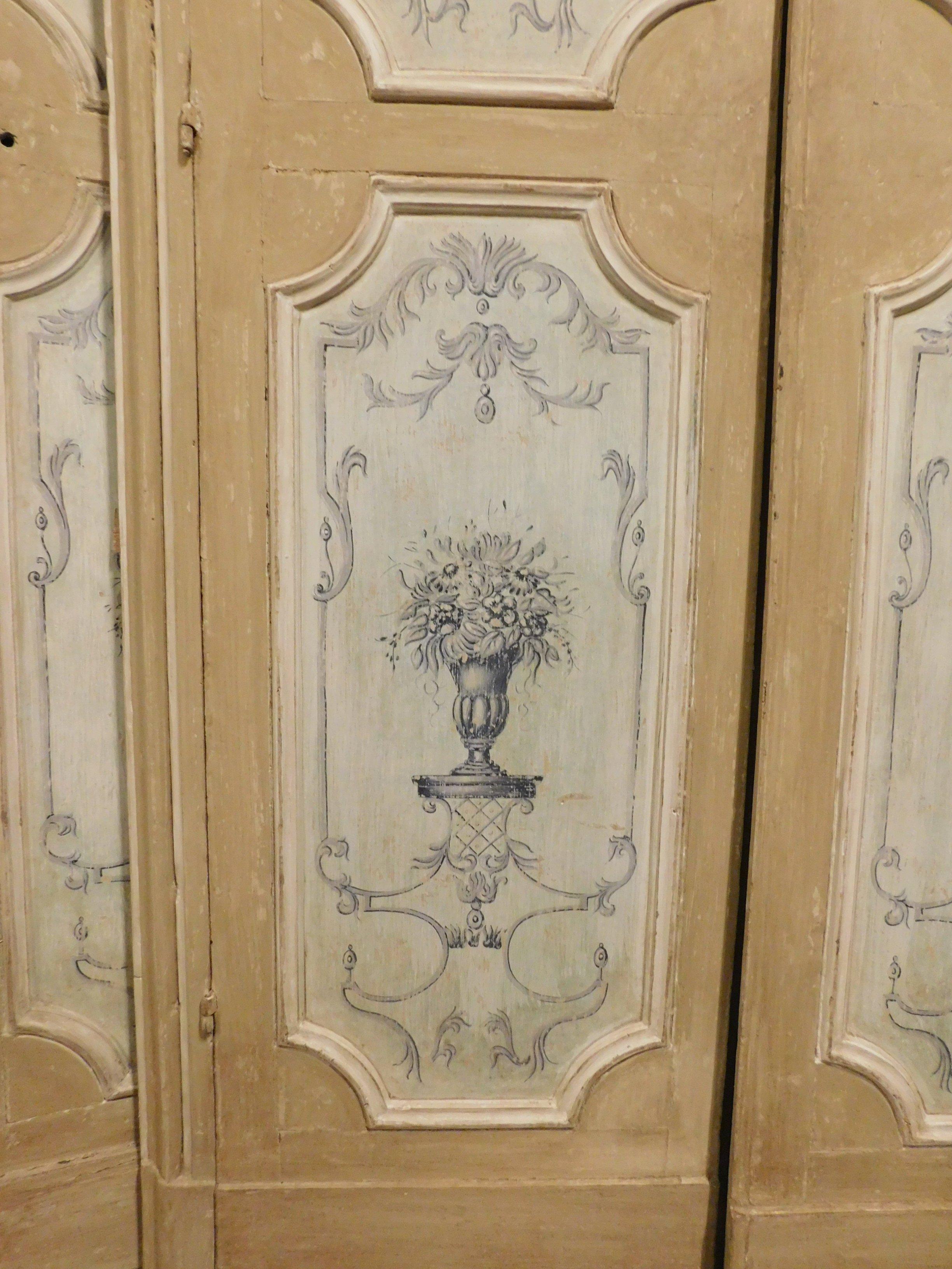 Wood Antique Set of 6 Double Laquered Doors Painted Cups Also on the Back, 1700 Italy For Sale