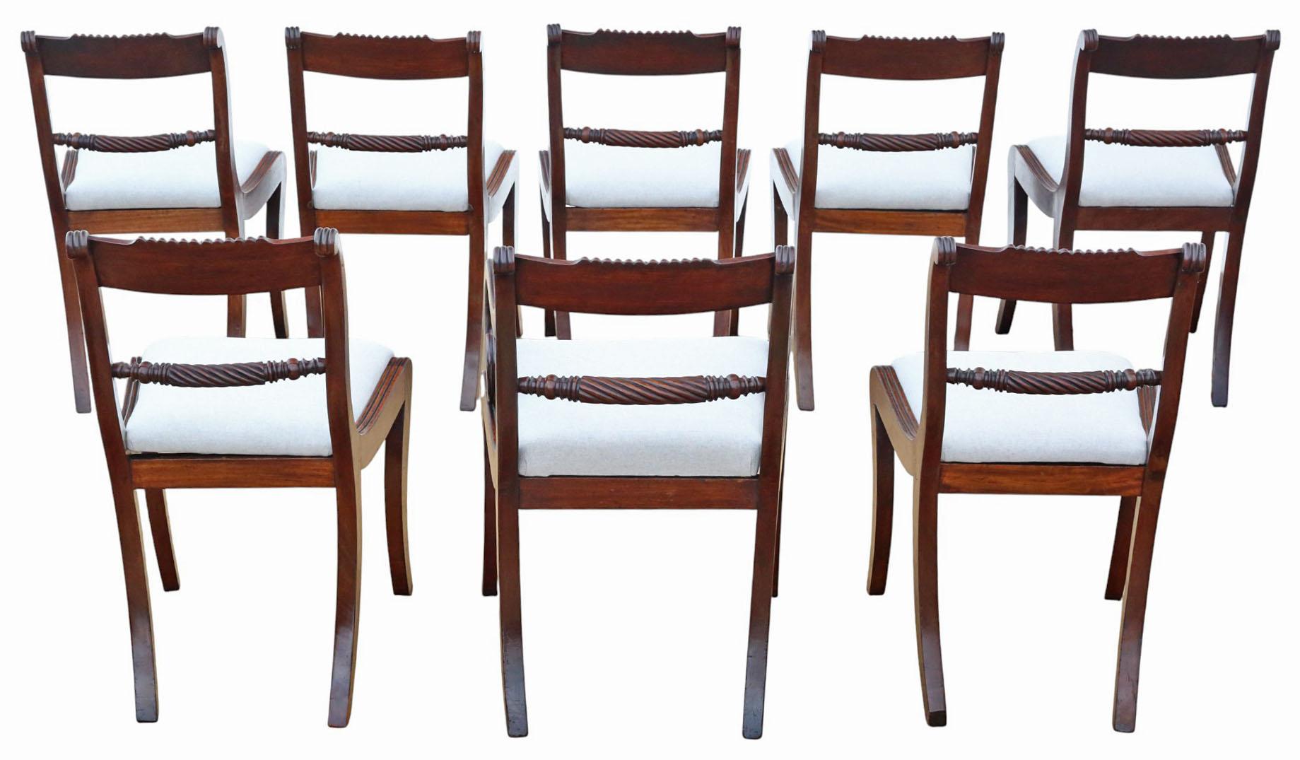 Anciennes chaises de salle à manger et de carver en acajou du début du 19e siècle de l'époque géorgienne et régence - ensemble de 8 (7 plus 1), belle qualité.

Cet ensemble de huit chaises de salle à manger et de sculpteur en acajou géorgien du