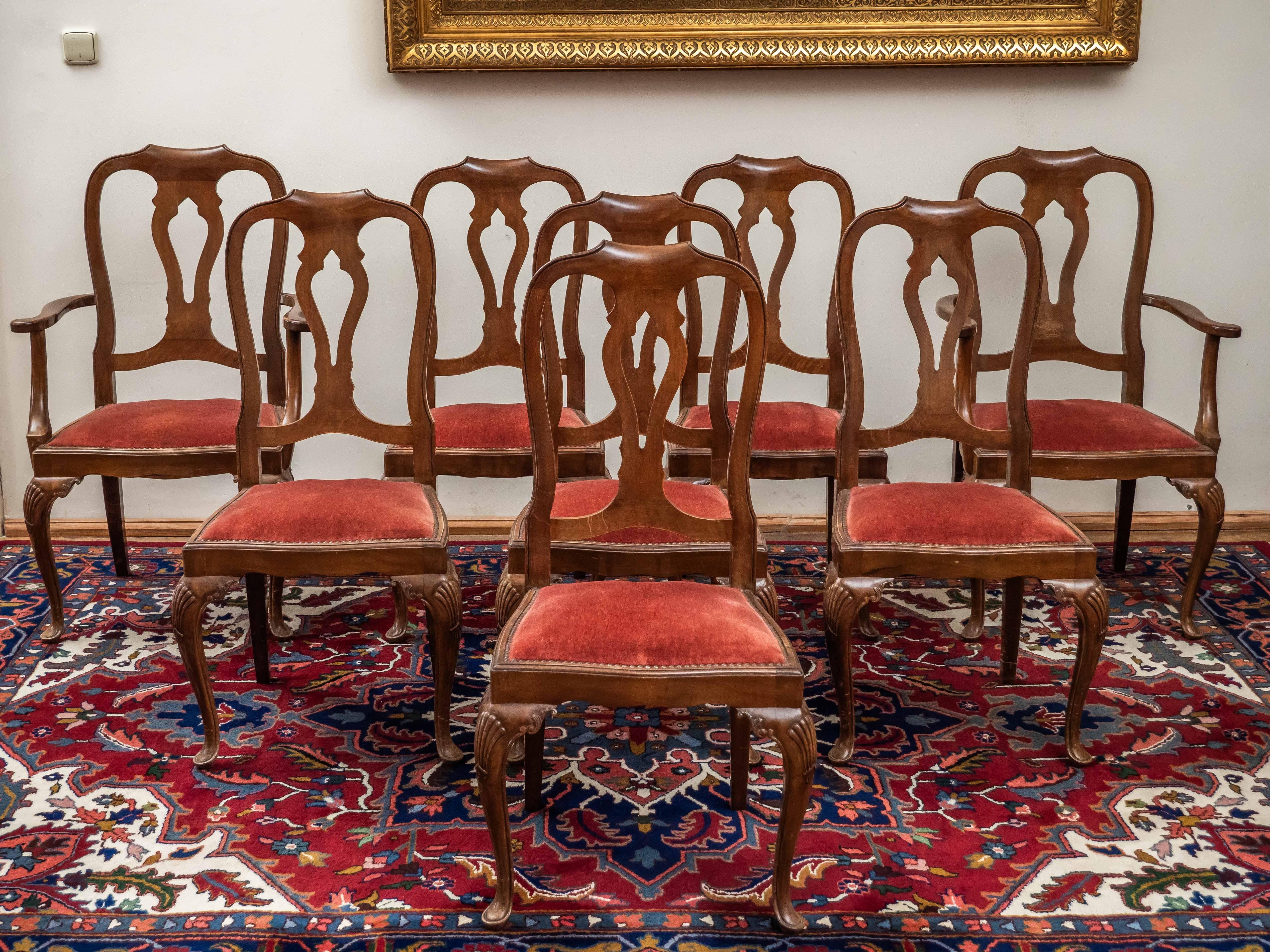 Antique set of 8 Chippendale chairs by A. Meyssignac, Paris

A beautiful set of 8 elegant chairs made by renowned Parisian furniture maker A. Meyssignac, located at 42, Faubourg Saint-Antoine in Paris. This set includes 6 classic dining chairs and 2