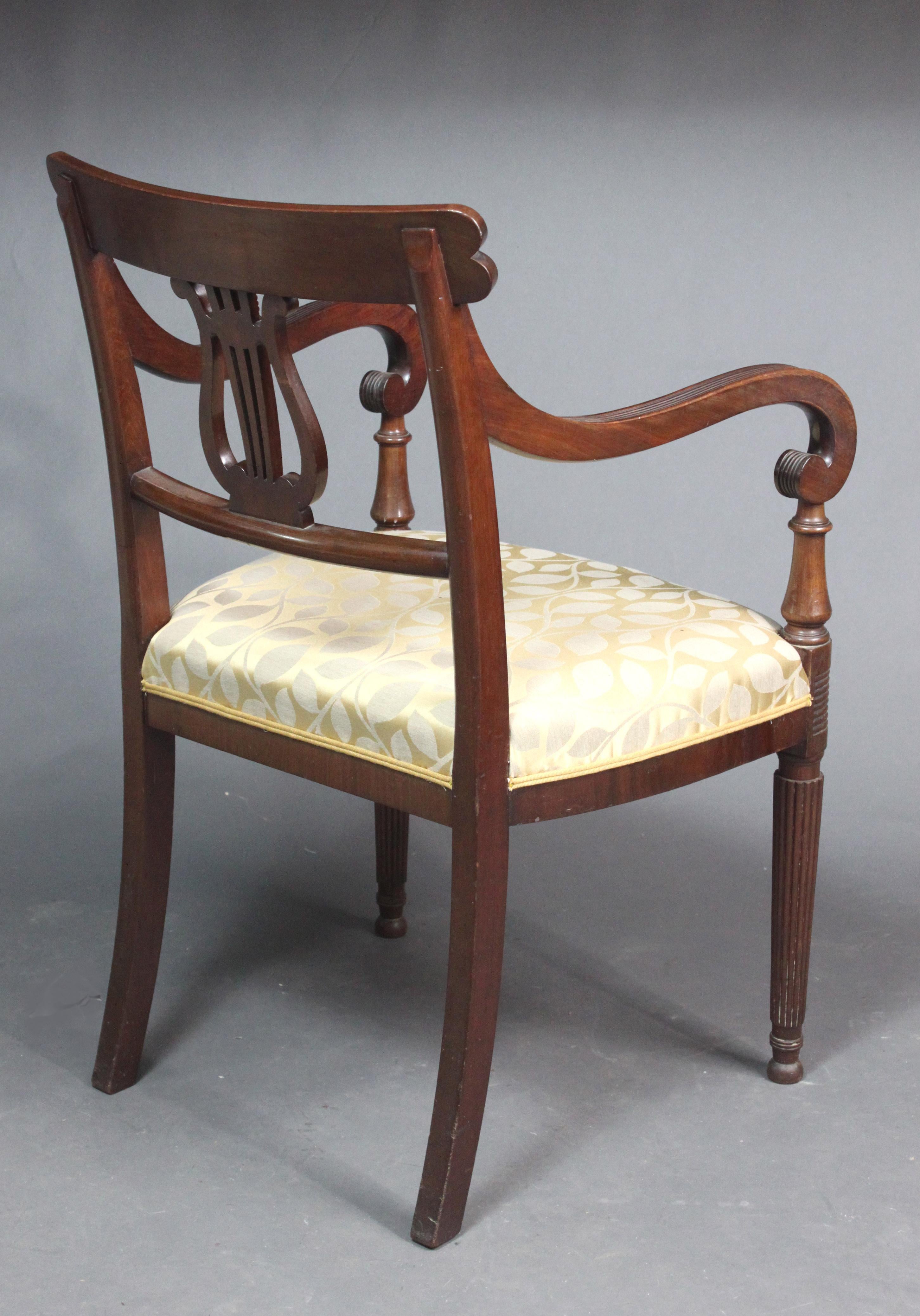 English Antique Set of 8 Dining Chairs For Sale