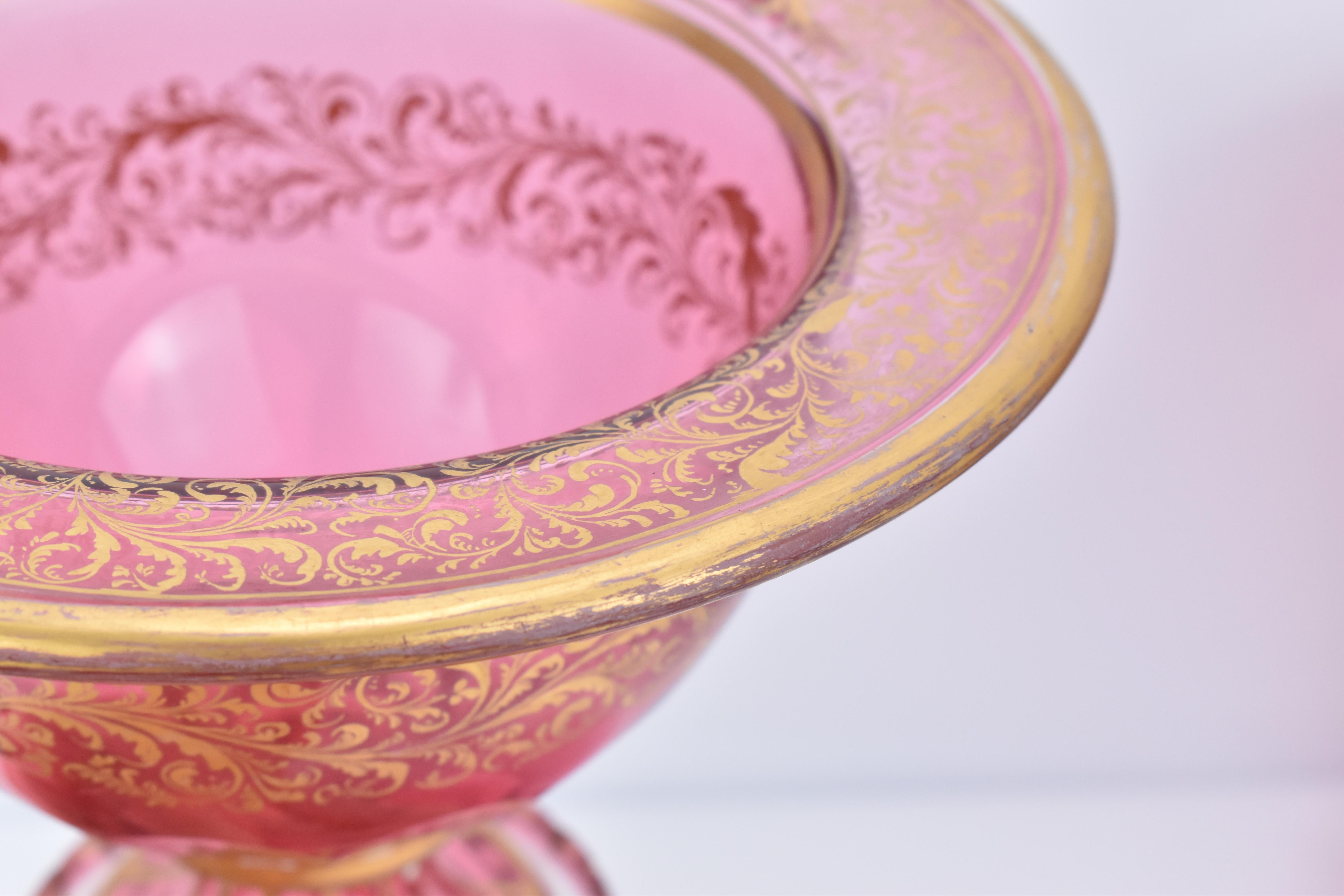 Ensemble ancien de BOHEMIAN GILT CRANBERRY GLASS CENTERPIECES BOWLS, 19ème siècle en vente 1