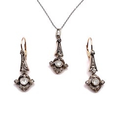 Ensemble antique de boucles d'oreilles et de pendentifs avec diamants, Autriche, vers 1900.