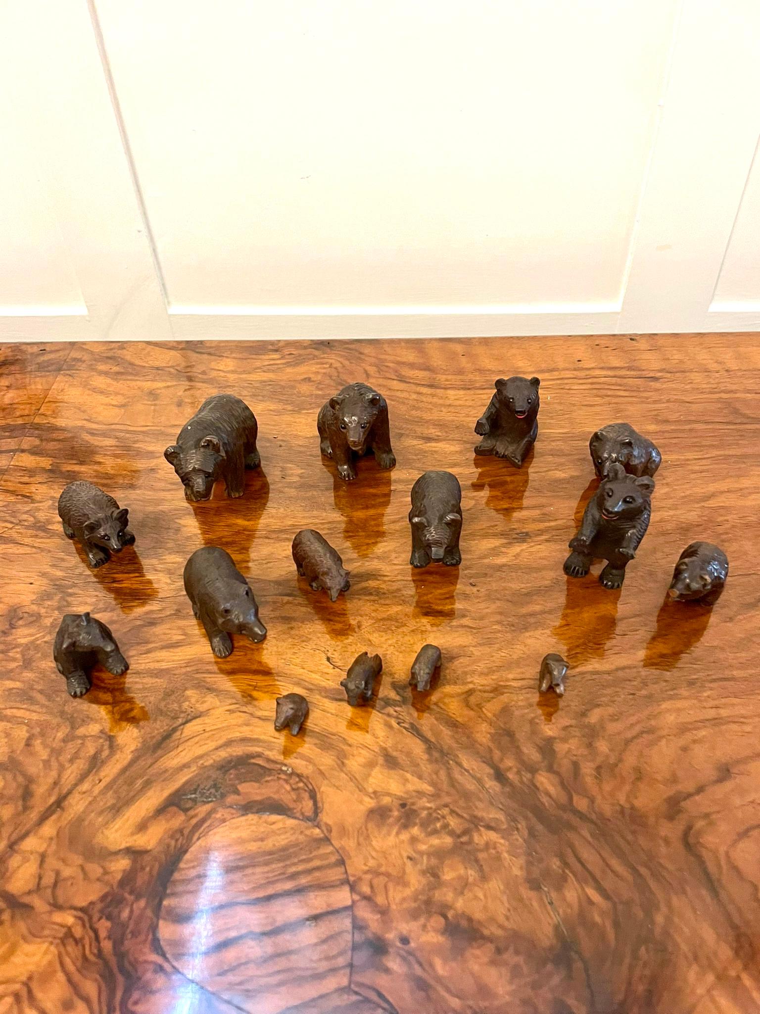English Antique Set of Fifteen 19th Century Miniature Carved Oak Black Forest Bears For Sale