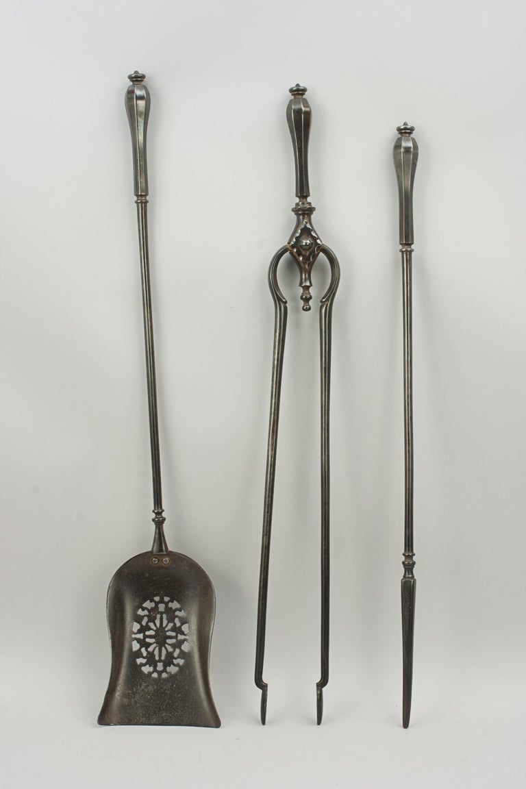 Antique Set of Fire Irons For Sale at 1stDibs