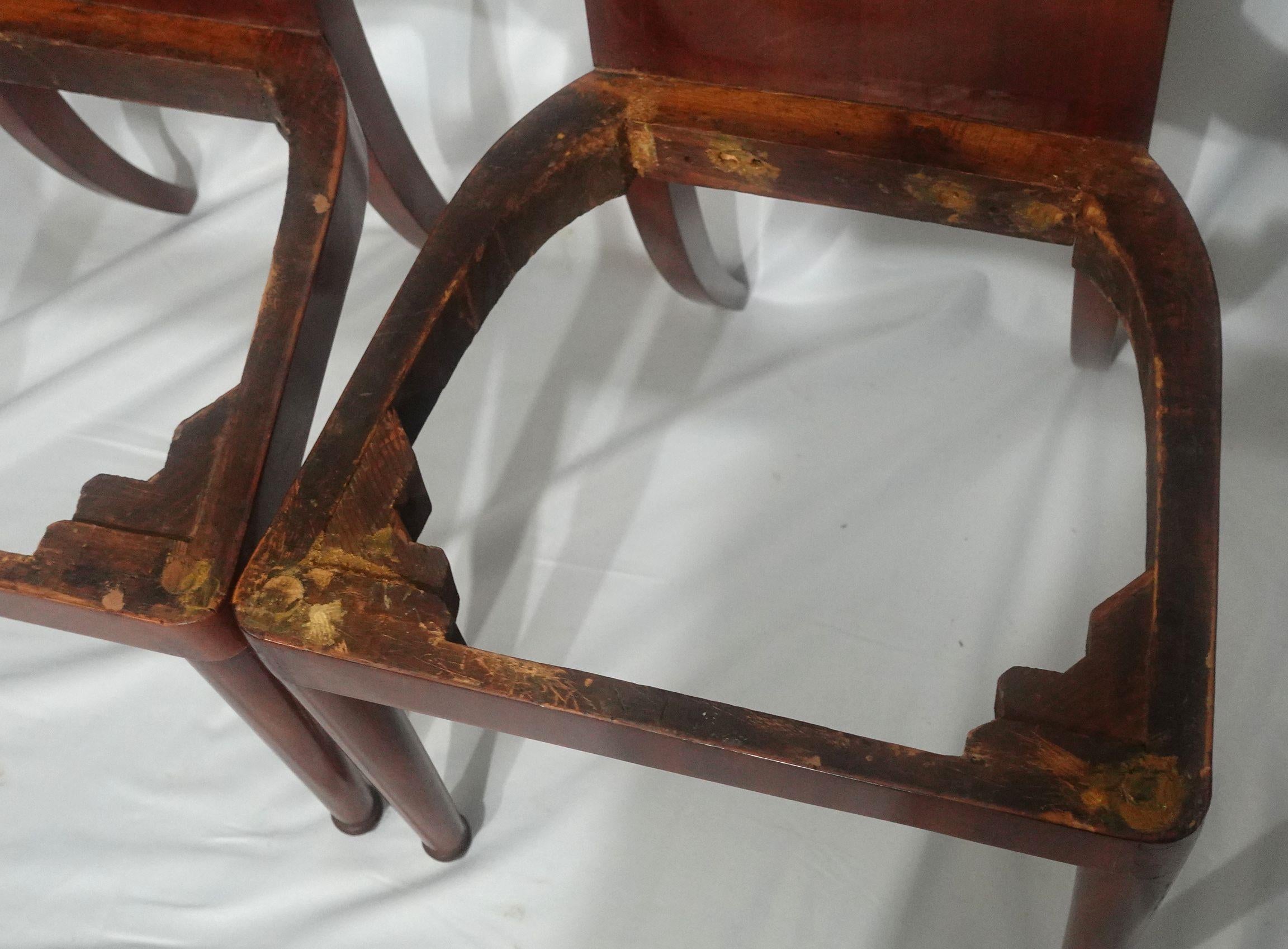 Wood Antique Set of Four Biedermeier Walnut Side Chairs, 19th Century For Sale