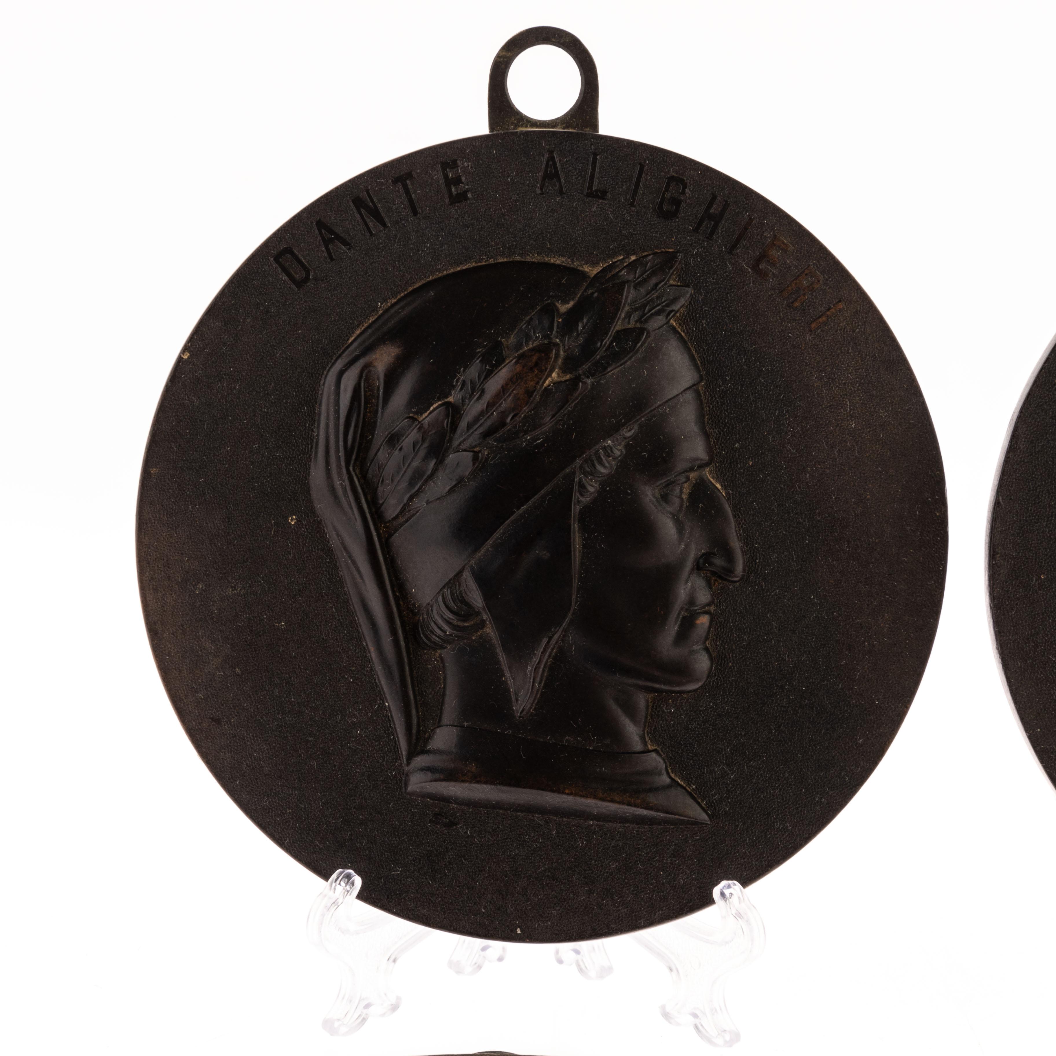 Antiguo Juego de Cuatro Placas de Retrato de Pared con Medallón Bois Durci Siglo XIX siglo XIX en venta