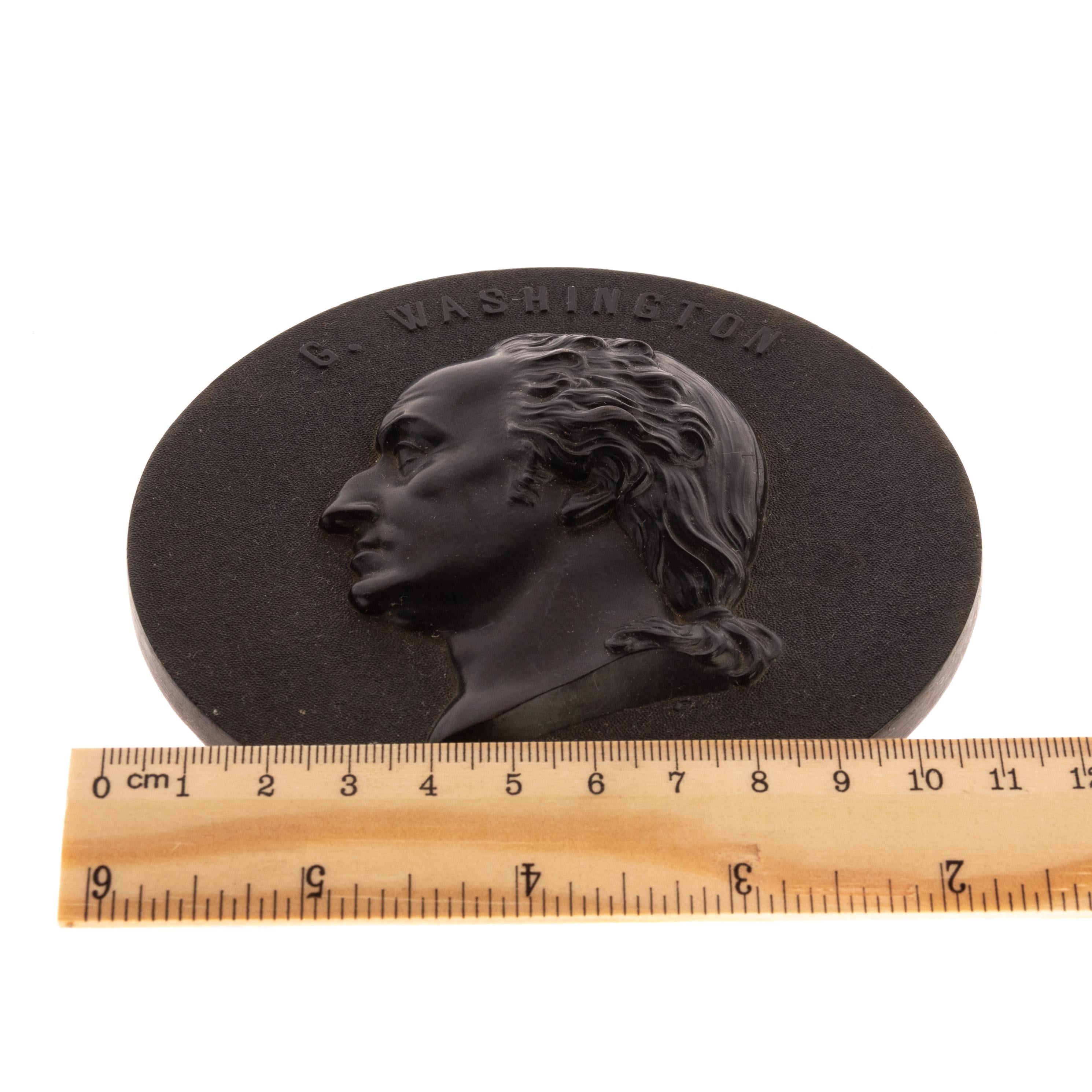 Antiguo Juego de Cuatro Placas de Retrato de Pared con Medallón Bois Durci Siglo XIX en venta 4