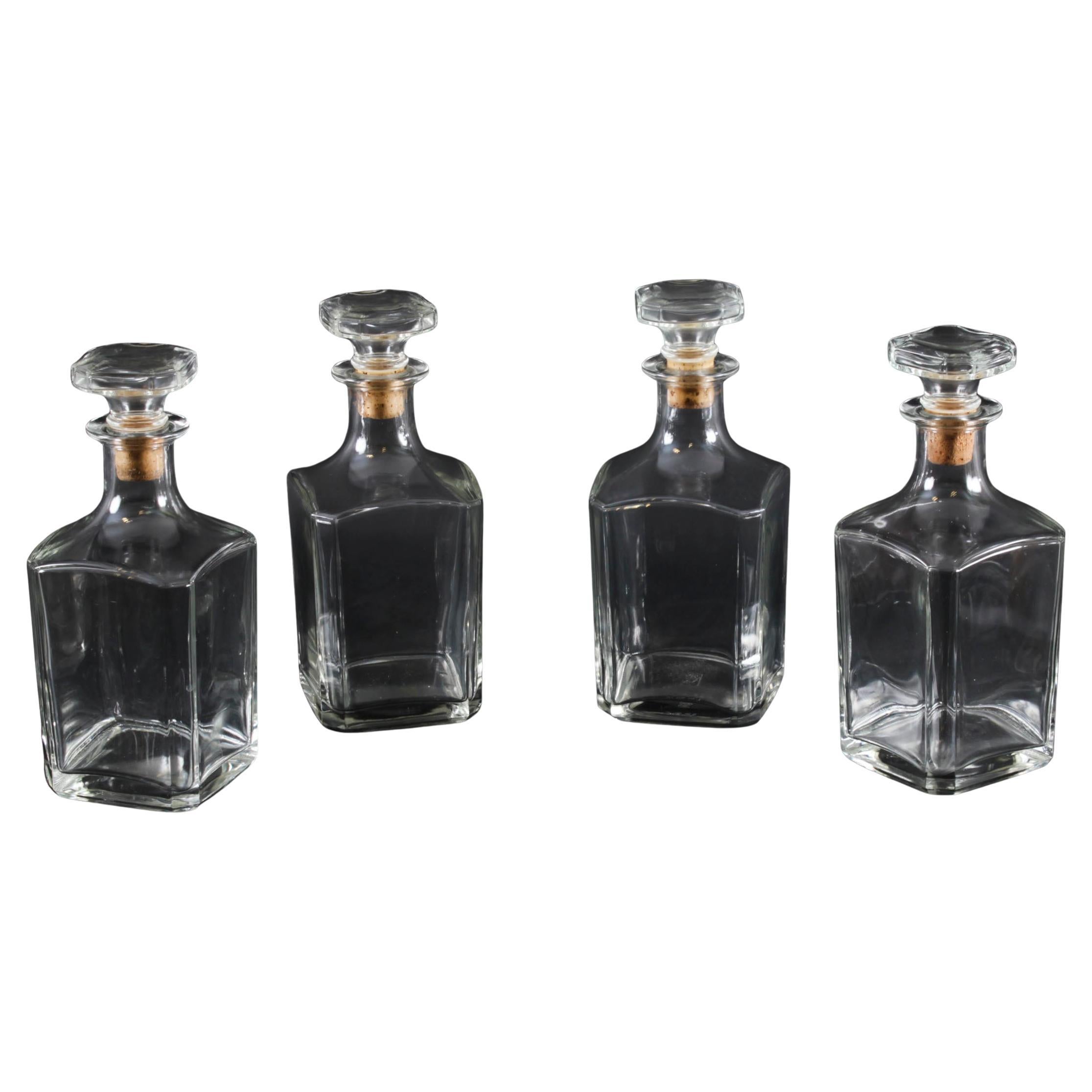 Antico set di quattro decanter in cristallo dell'inizio del XX secolo