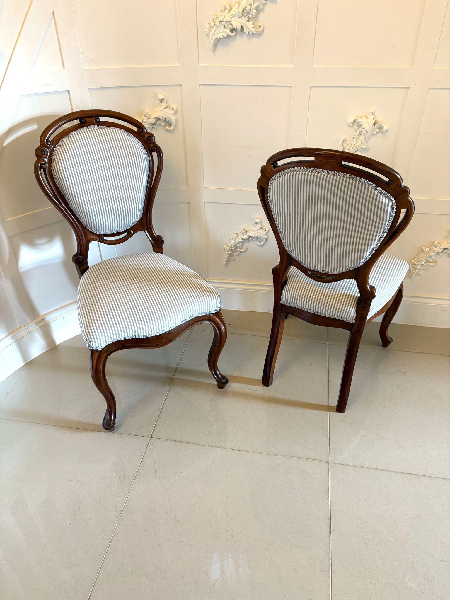 English Antique Set of Four Fine Quality Victorian Walnut Balloon Back Dining Chairs