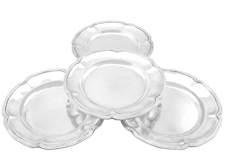 Antique Set of Four Spanish Silver Dinner Plates For Sale at 1stDibs