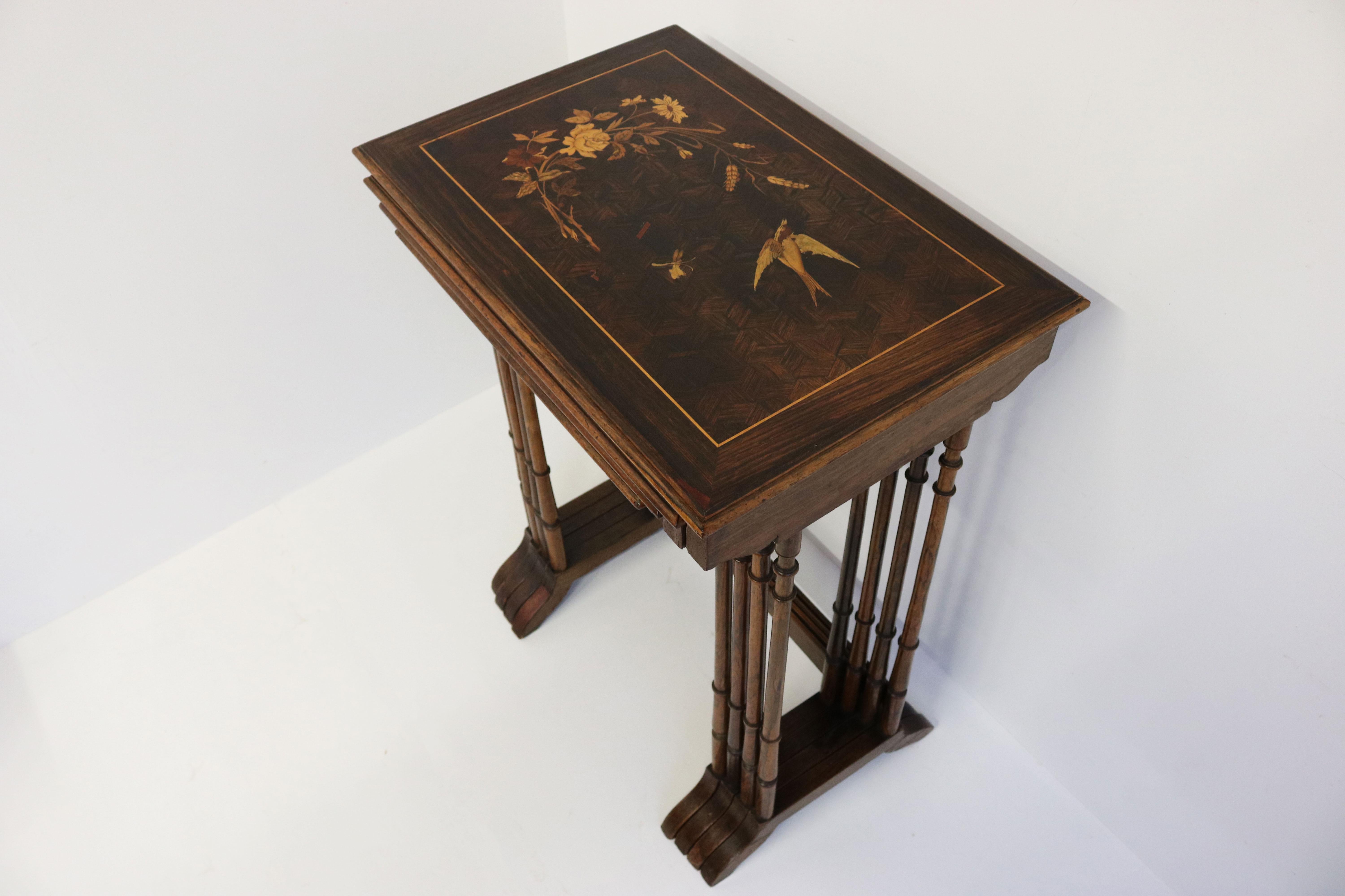Antique Set of French Japonisme Art Nouveau Nesting Tables 1890 table side table For Sale 5