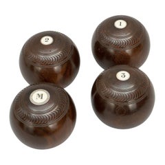 Ensemble antique de boules de pelouse:: boules de bowling:: Lignum Vitae