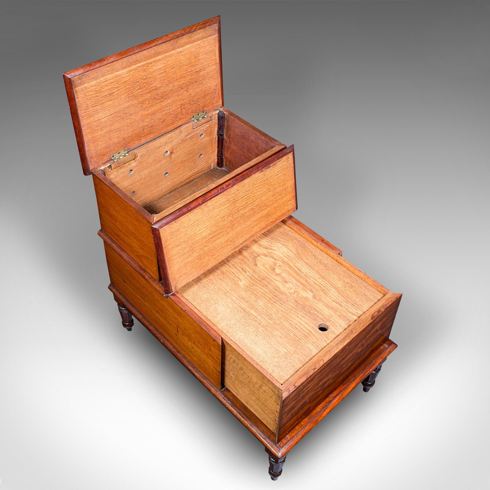 Ensemble antique de marches de bibliothèque, anglais, noyer, Oak, Step Storage Stand, Regency en vente 3