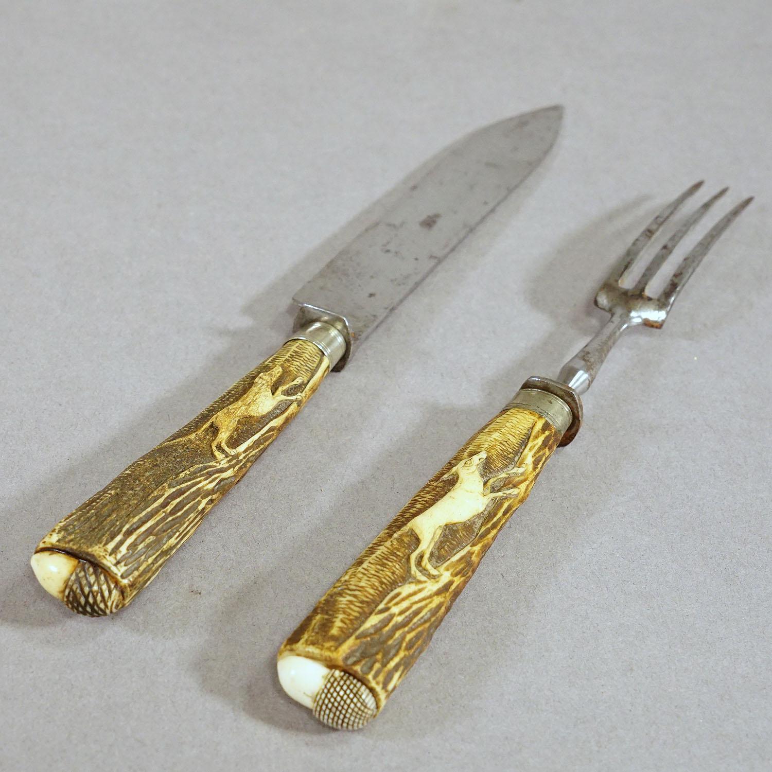 Antique Set of Rustic Hunters Cutlery with Carved Deer Horn Handles For Sale 1