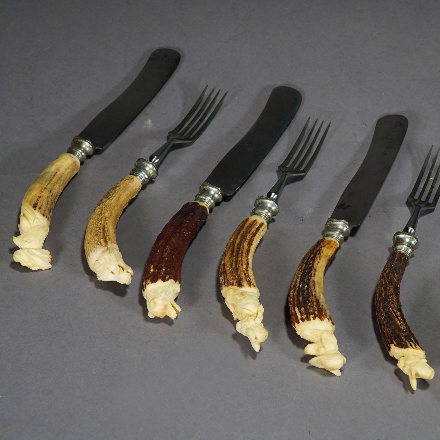 19th Century Antique Set of Rustic Hunters Cutlery with Hand Carved Horn Handles