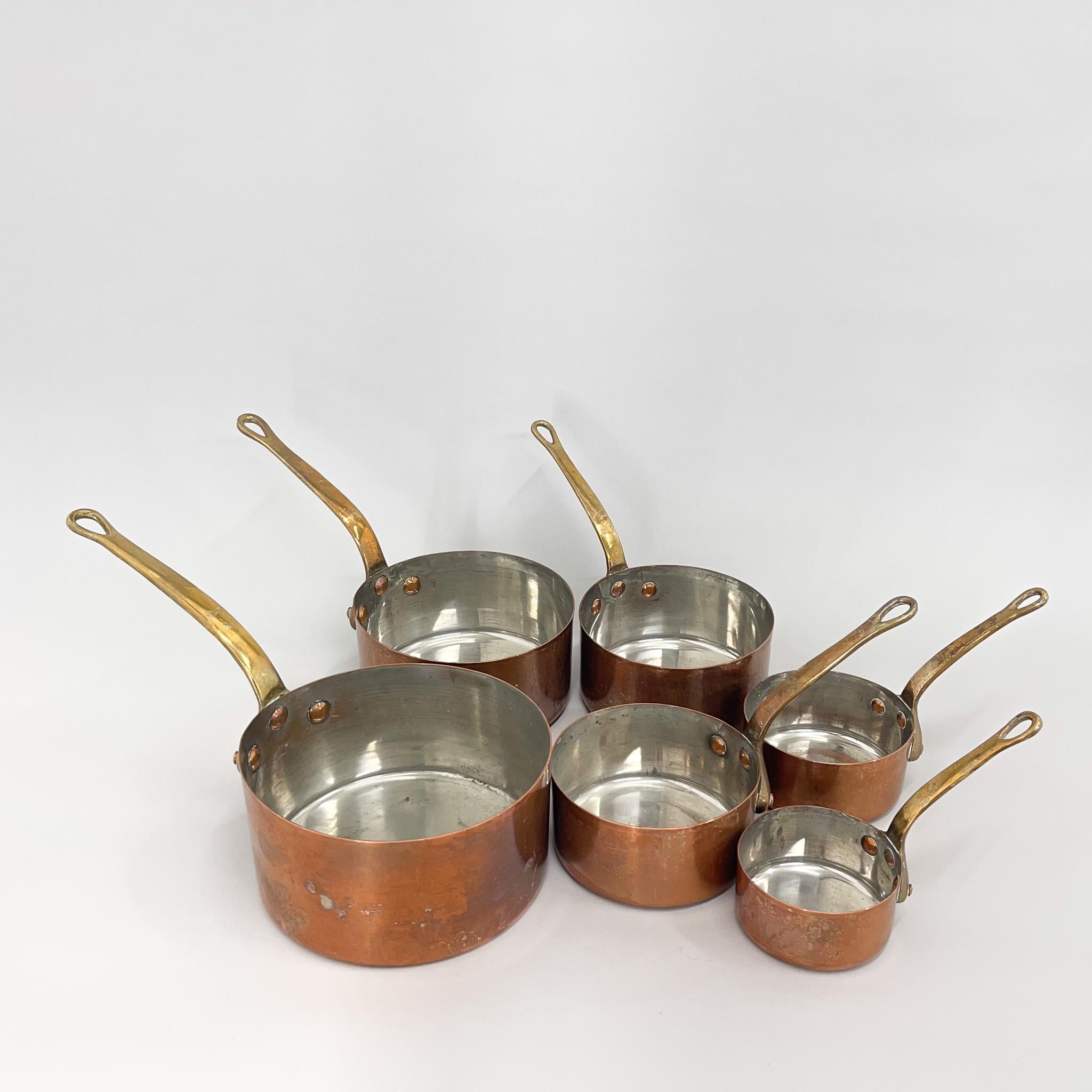 Antique Set of Six French Copper Sauce Pans In Good Condition In Praha, CZ