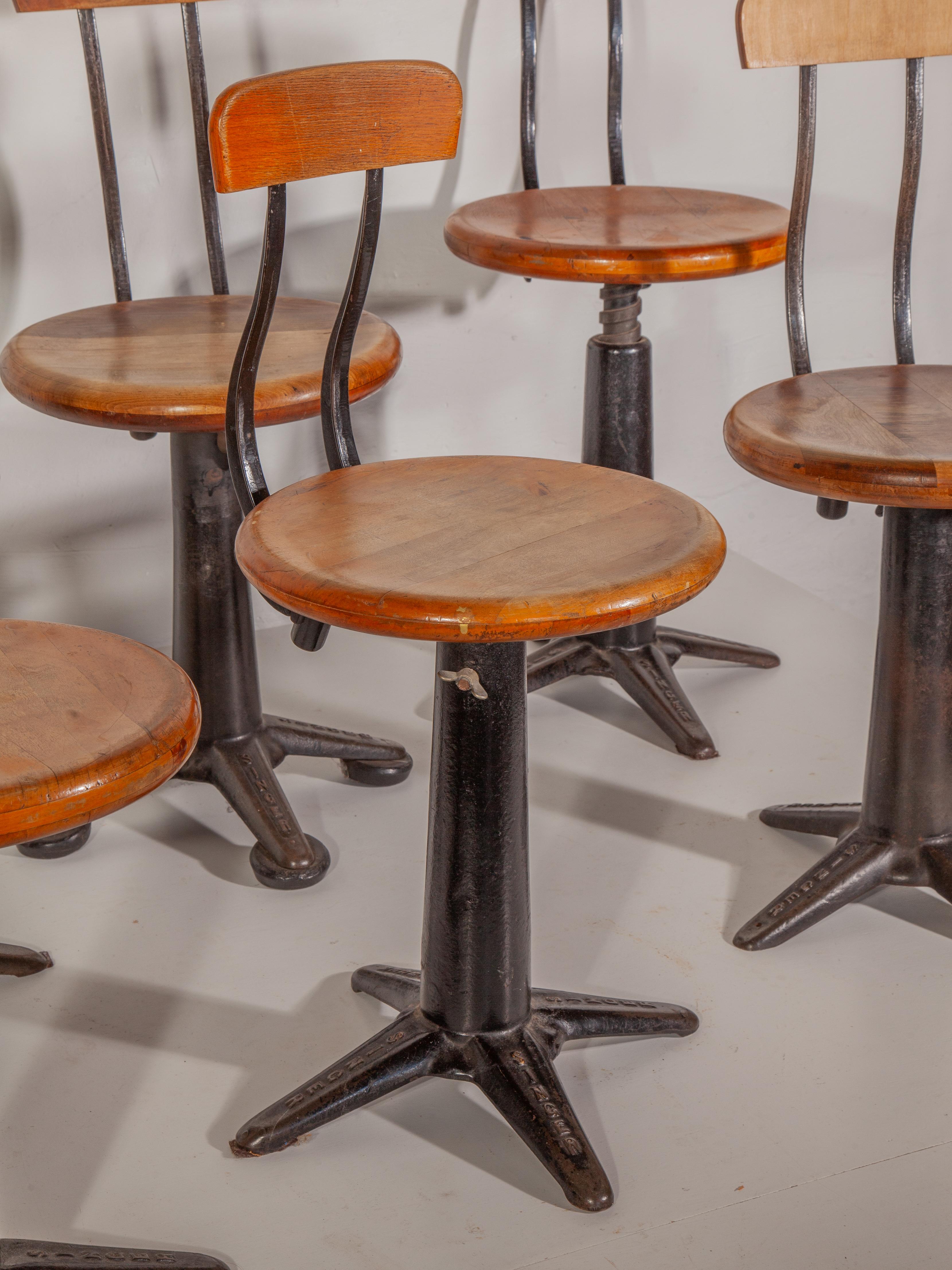 Antiker Satz von sechs verstellbaren Singer-Nähstühlen, Hocker, 1920er Jahre im Angebot 3