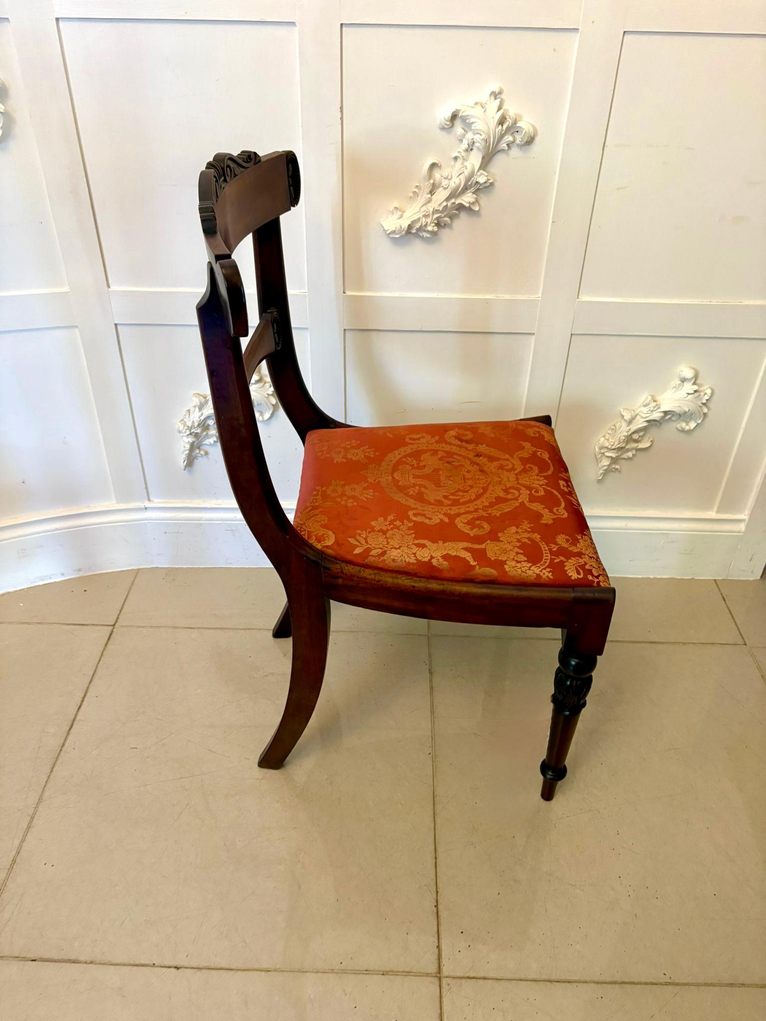 Antique Set of Six Quality Regency Carved Rosewood Dining Chairs im Zustand „Gut“ im Angebot in Suffolk, GB