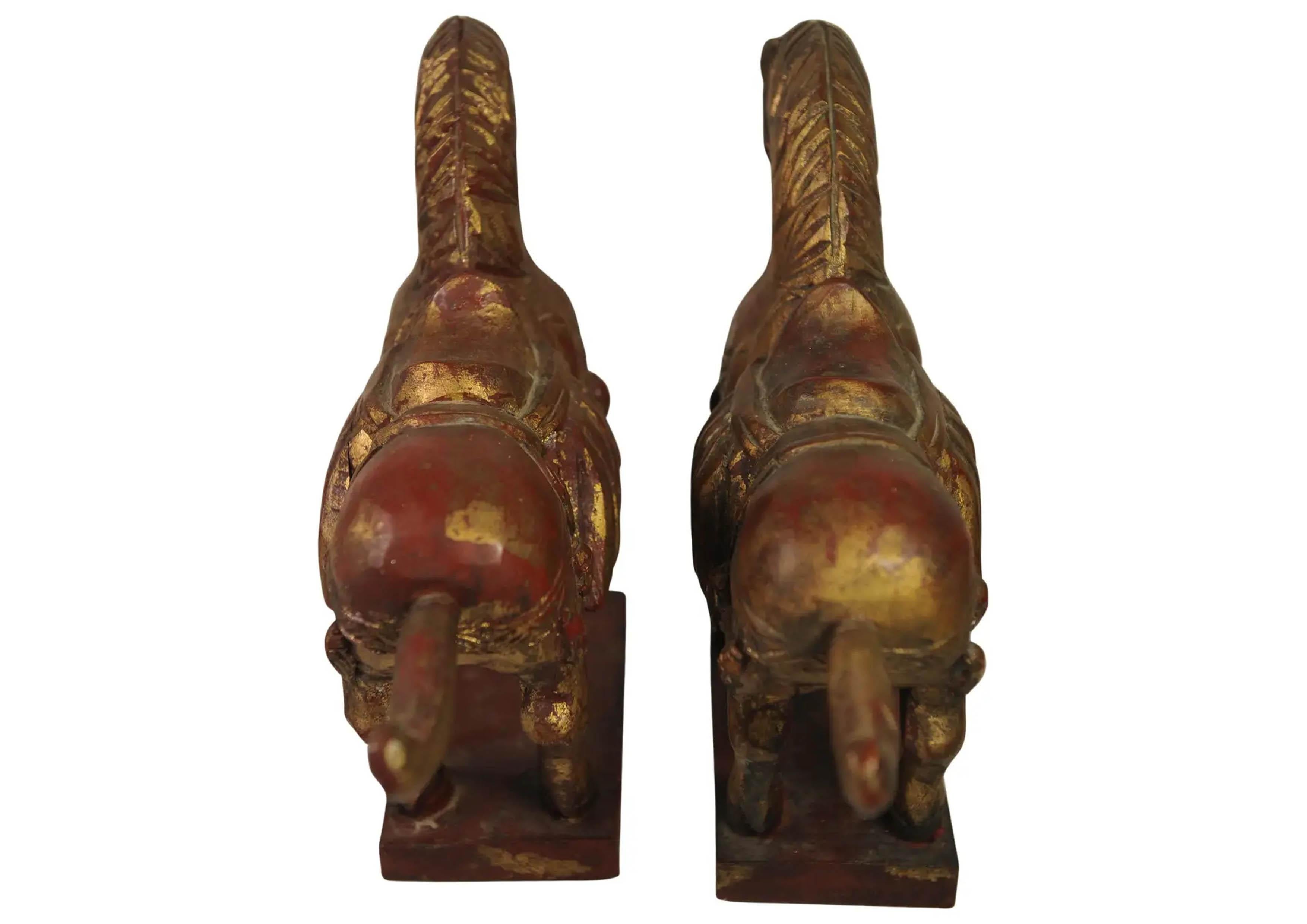 Antiker Satz von Feng Xiang Stil Tang Dynasty Hand gemalt geschnitzte chinesische Pferde im Angebot 2