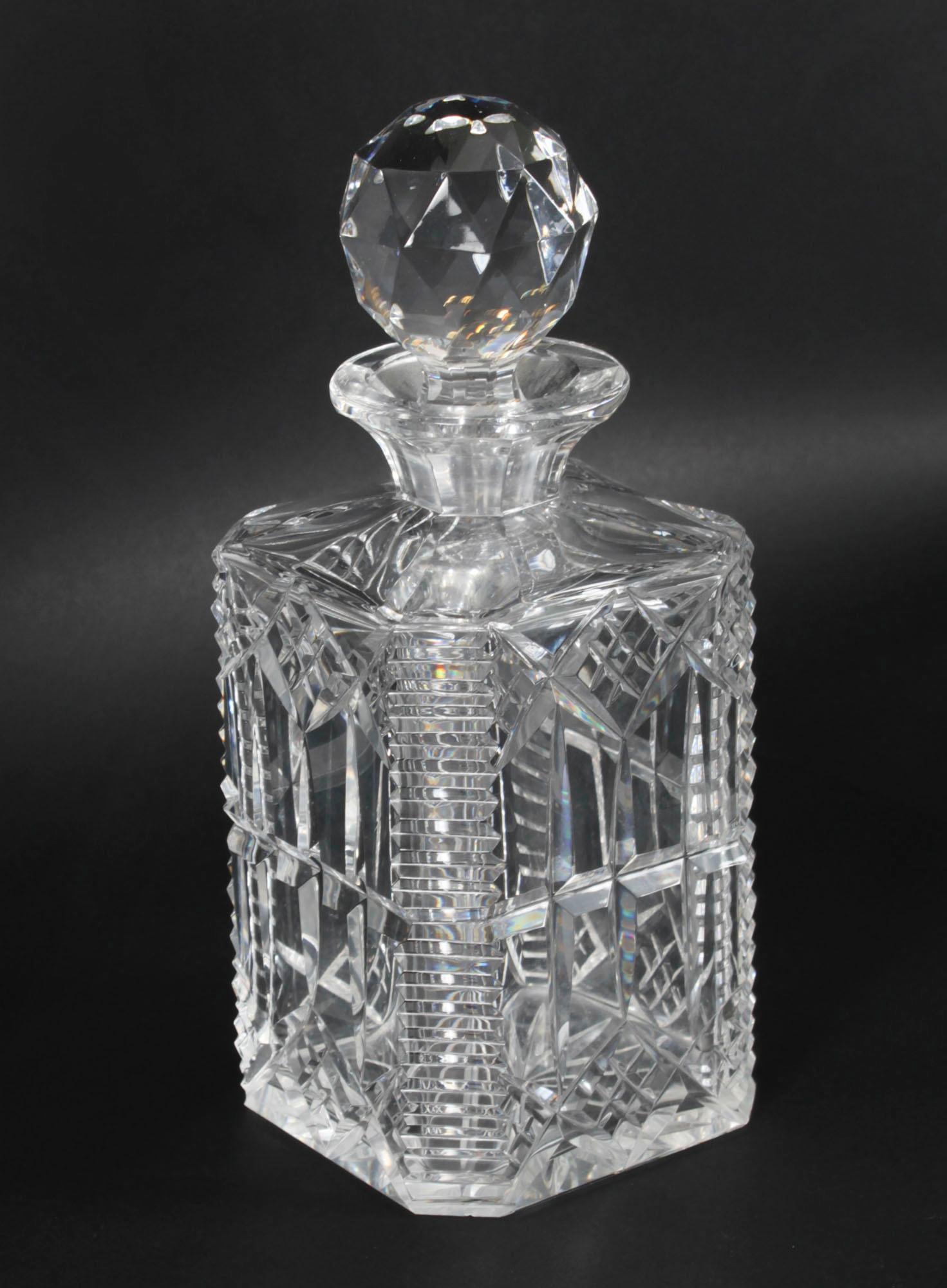 Antique Set of Three Cut Crystal Decanters Early 20th Century In Good Condition For Sale In London, GB