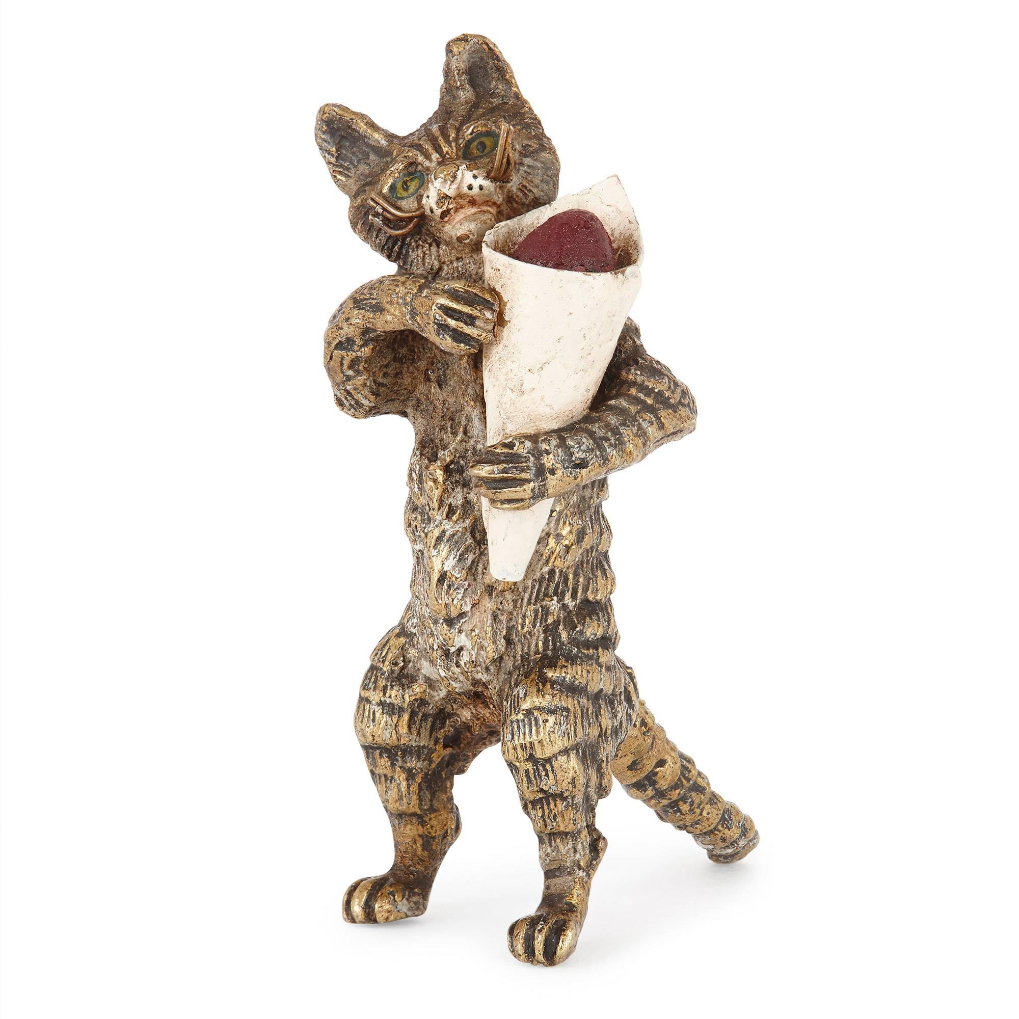 Autrichien Ensemble viennois ancien de chats en bronze peint à froid en vente