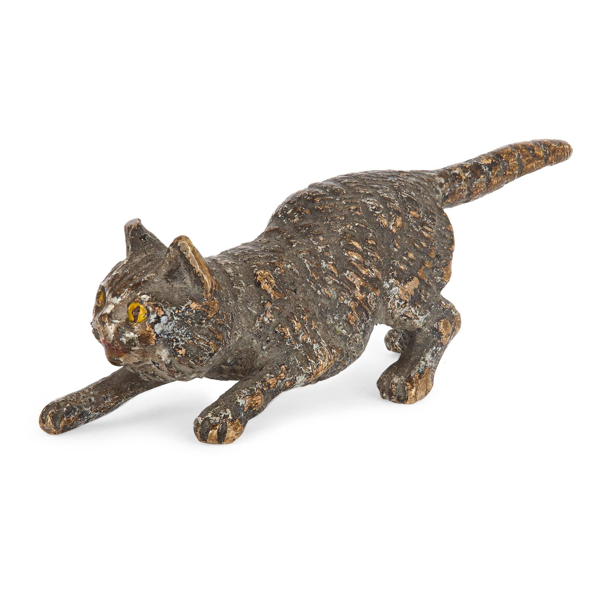 XIXe siècle Ensemble viennois ancien de chats en bronze peint à froid en vente