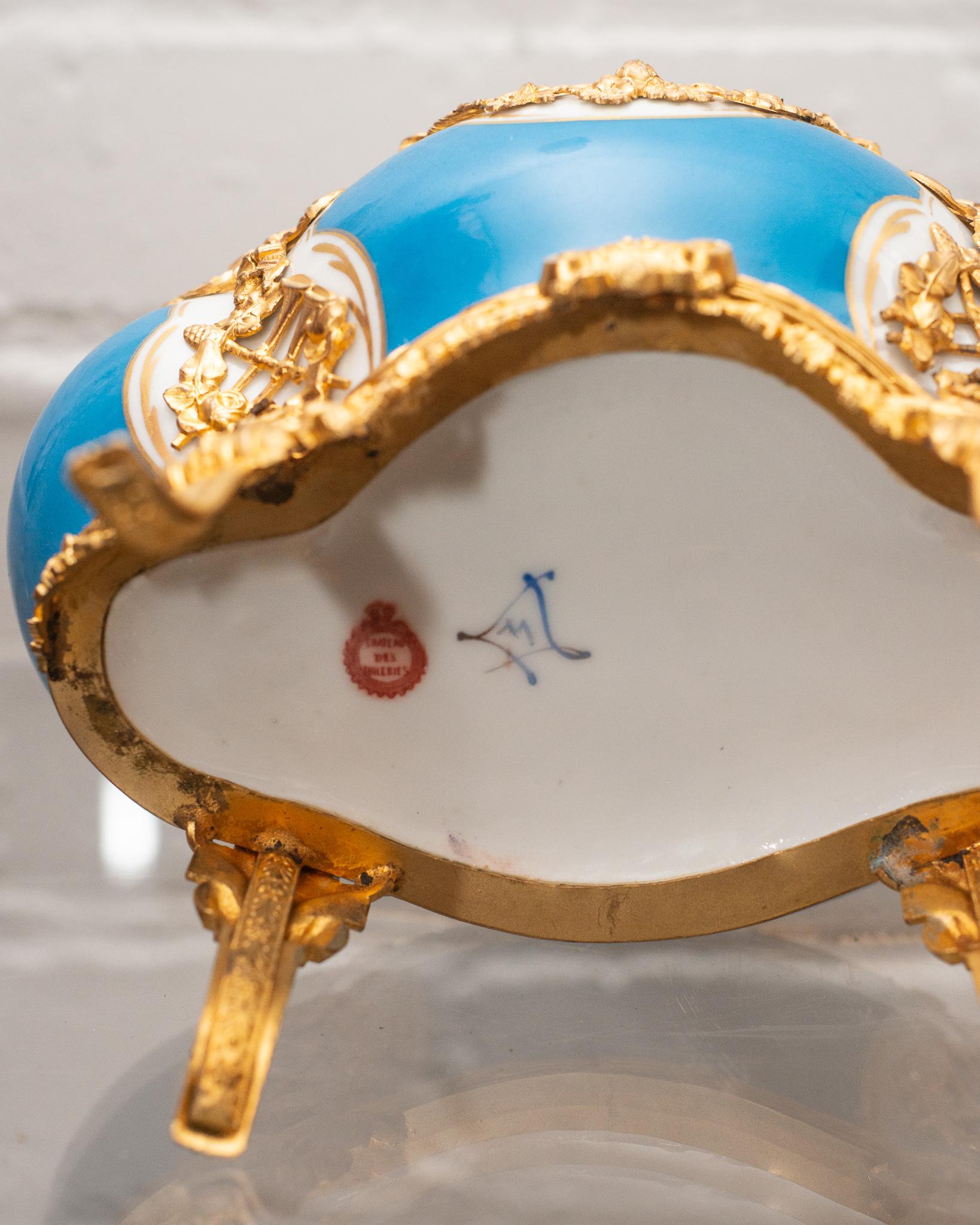 French Antique Sévres Bleu Celeste Porcelain Jewelry Casket with Gold Ormolu Details For Sale
