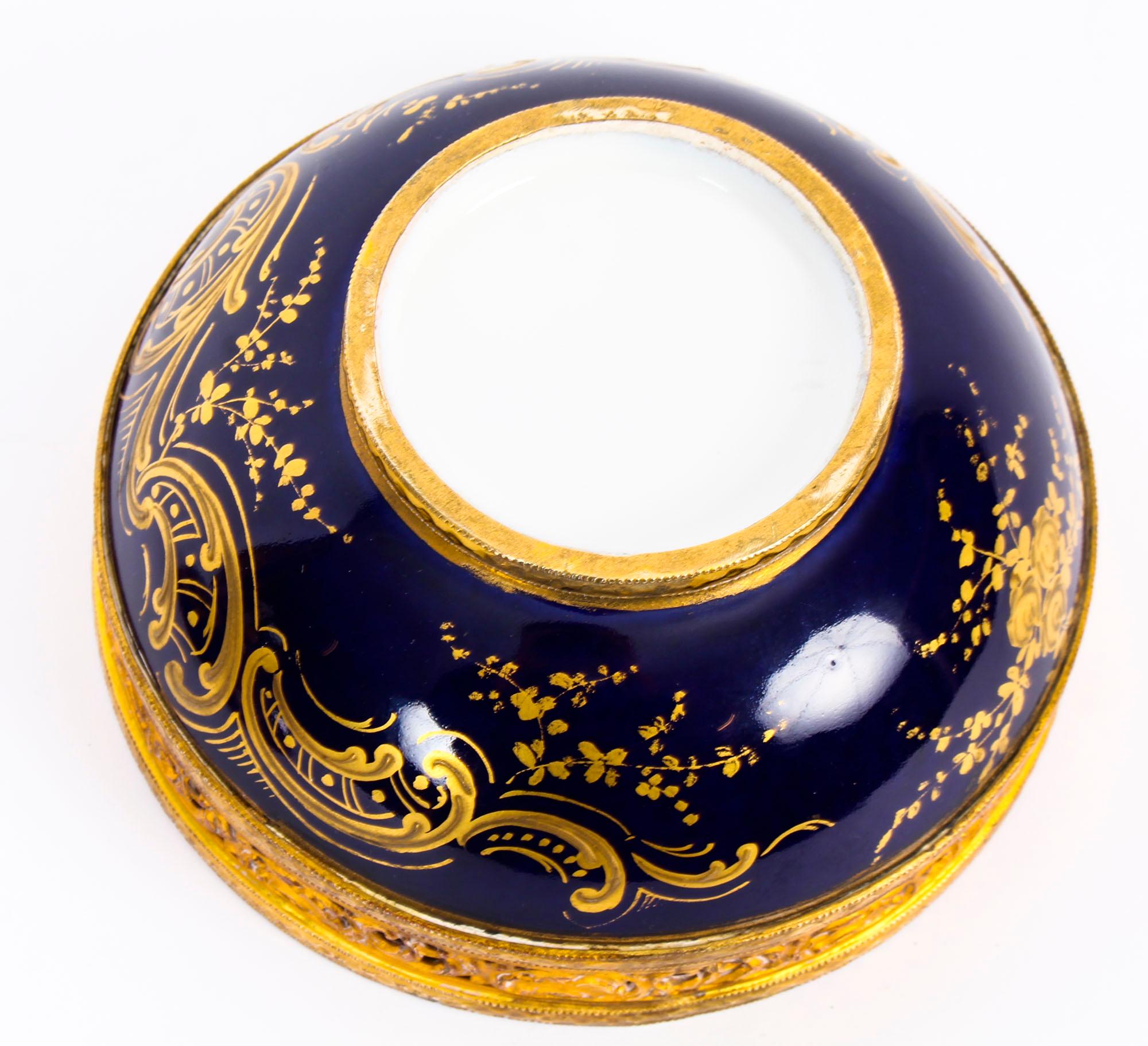 Antique Sèvres Bleu Royale Porcelain Pot-Pourri Bowl and Cover Stamped 1846 11