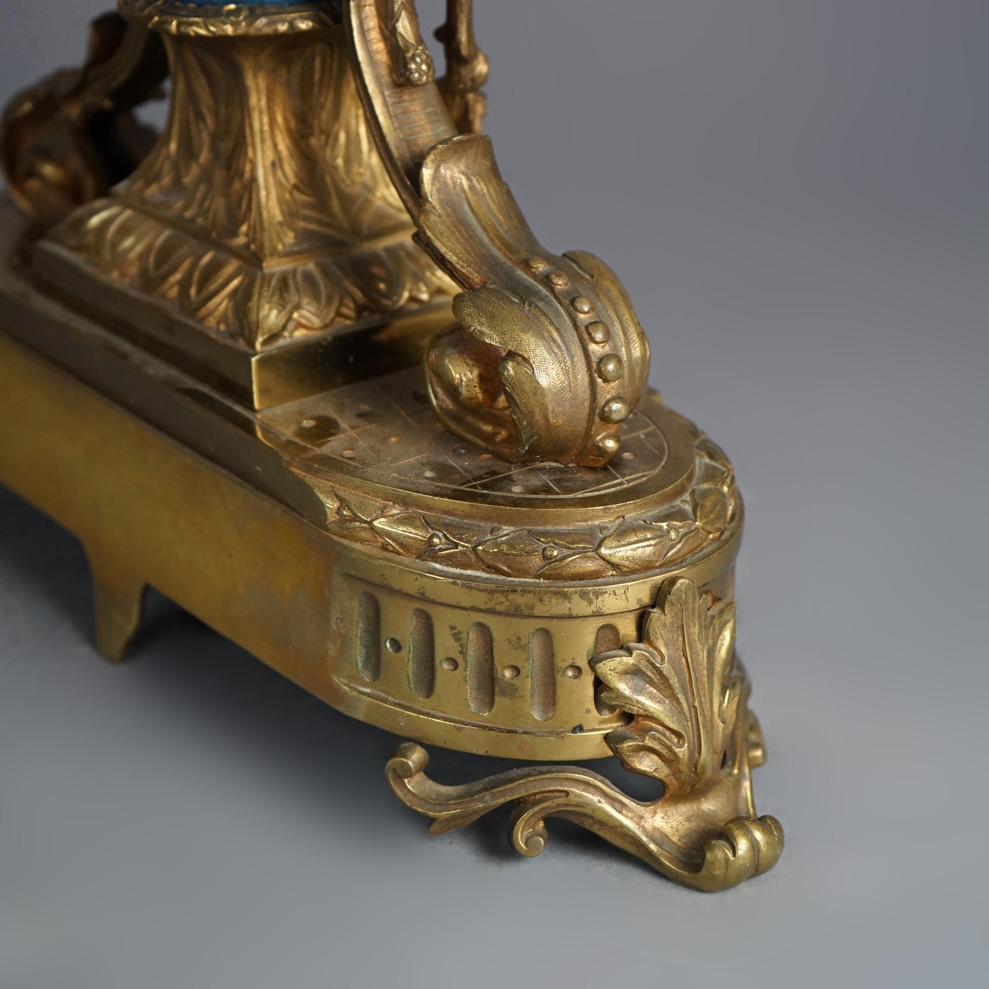 Pendule de cheminée ancienne en porcelaine de Sèvres et chérubin figuratif en bronze coulé C1880 en vente 14