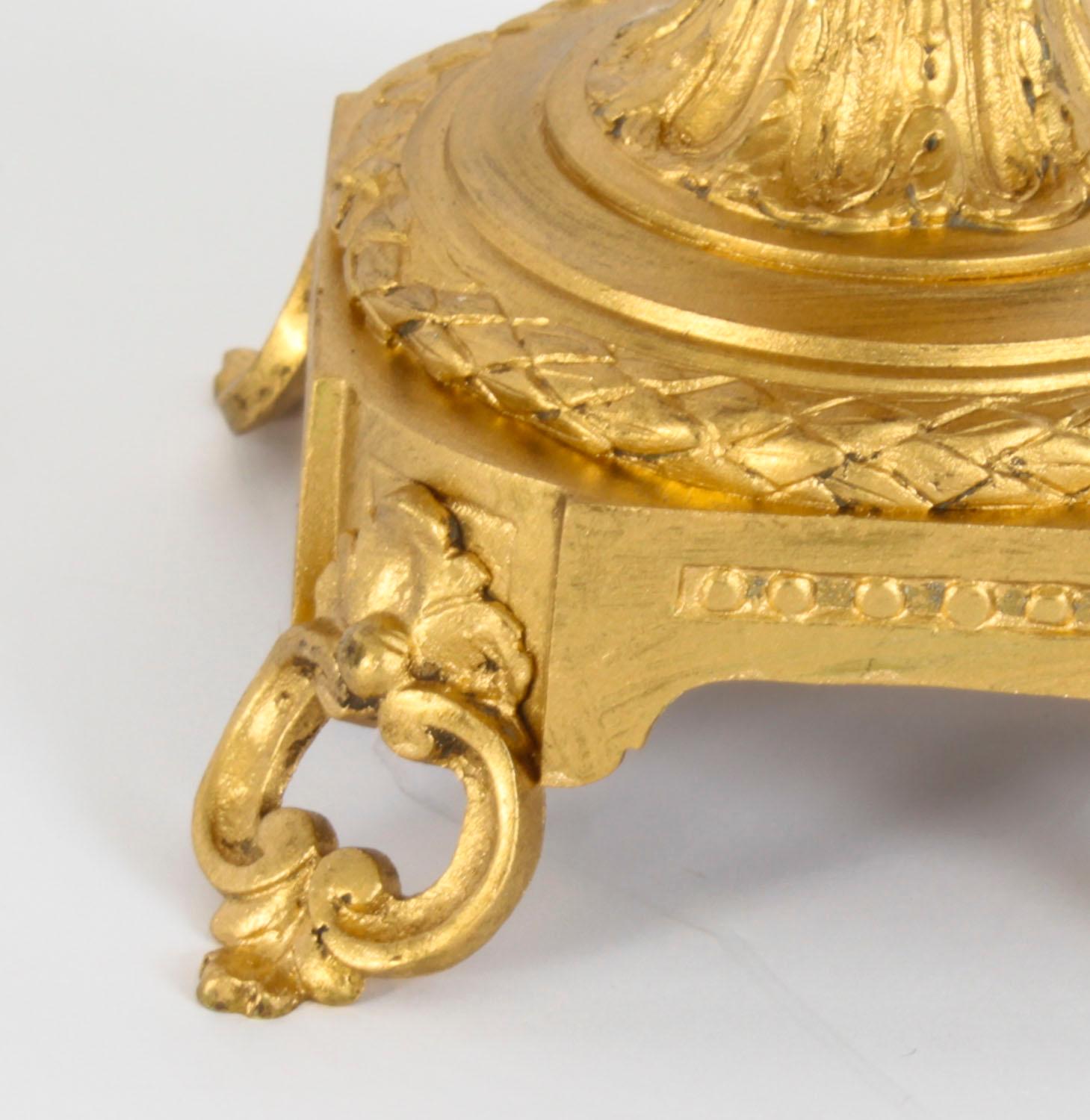 Antigua Lámpara de Sobremesa de Ormolu Azul Real de Porcelana de Sevres Siglo XIX en venta 8