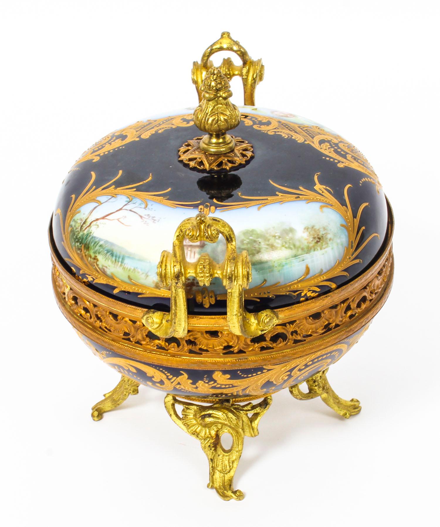 Antique Sevres Royal Bleu Porcelain Pot-Pourri Urn Stamped, 1846, 19th Century In Good Condition In London, GB